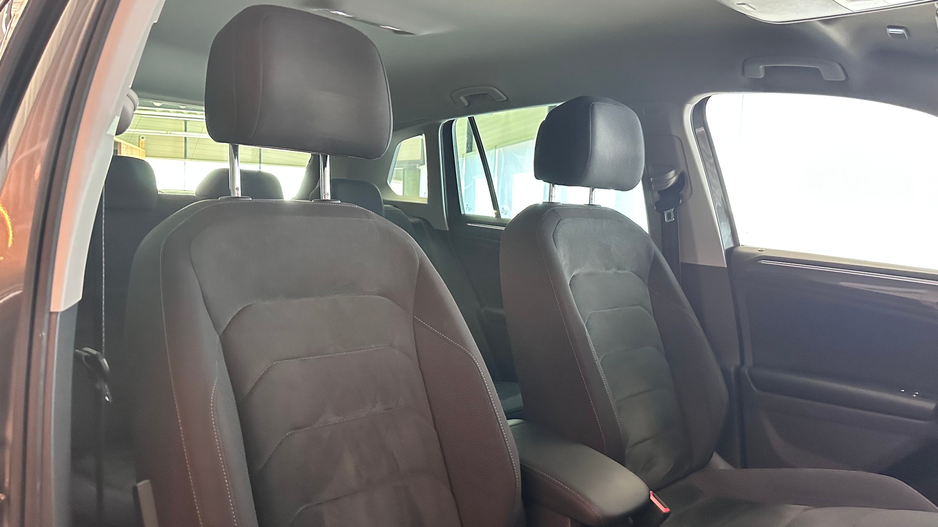 VW Tiguan 2.0 TSI Highline DSG-image-22