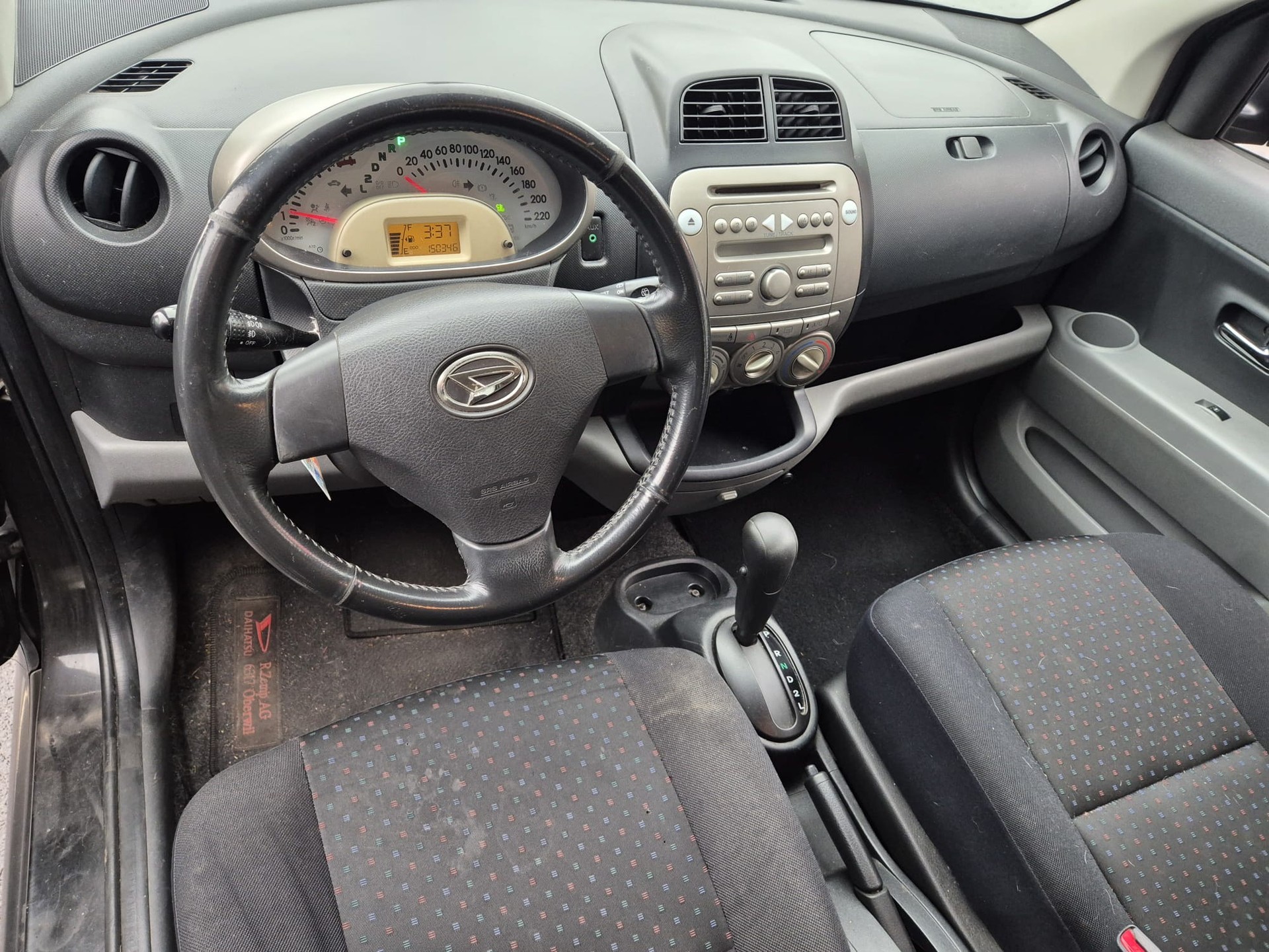 DAIHATSU Sirion 1.3 S eco-4WD Automatic-image-4
