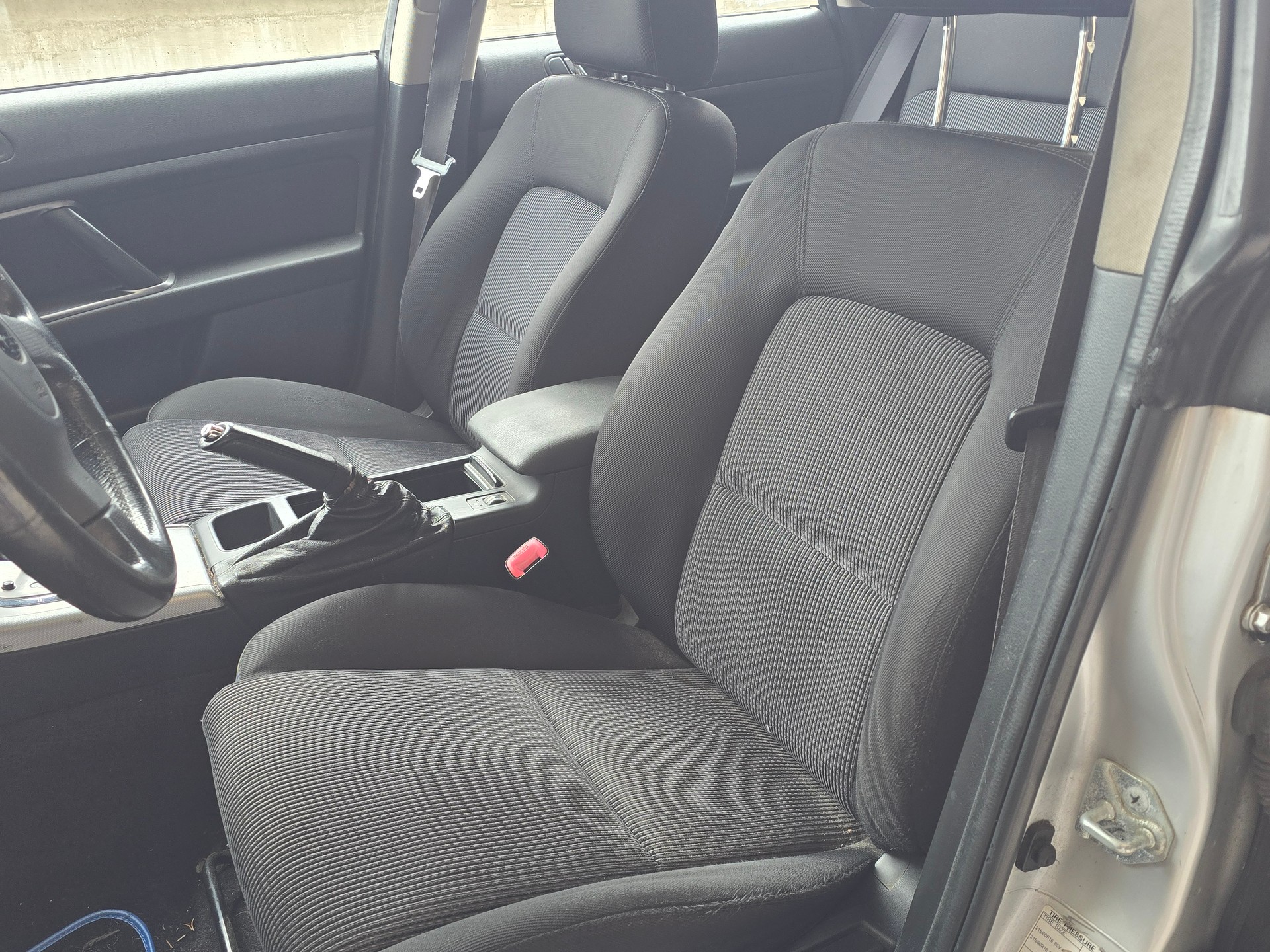 SUBARU Outback 2.5i AWD-image-7