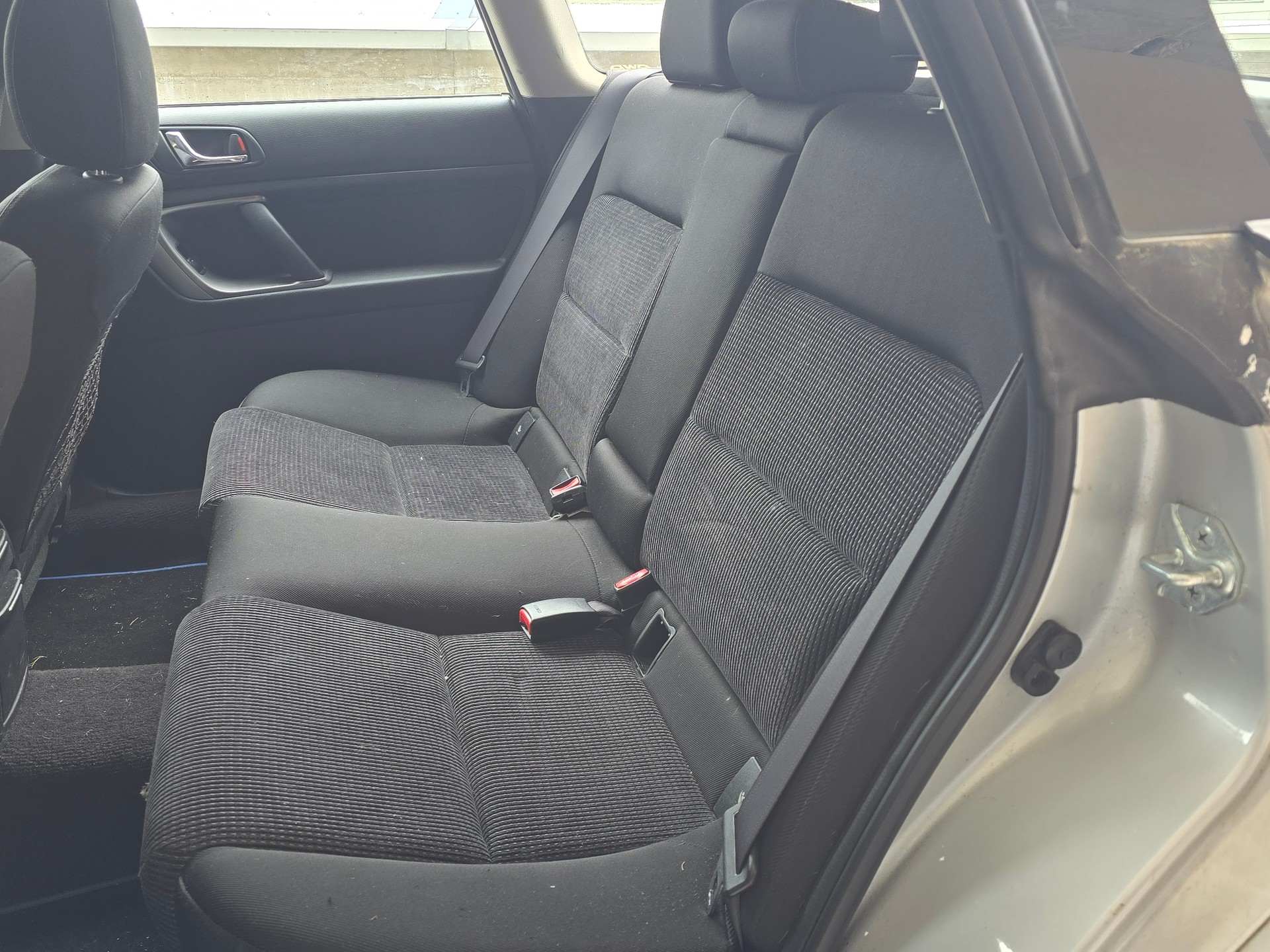 SUBARU Outback 2.5i AWD-image-6