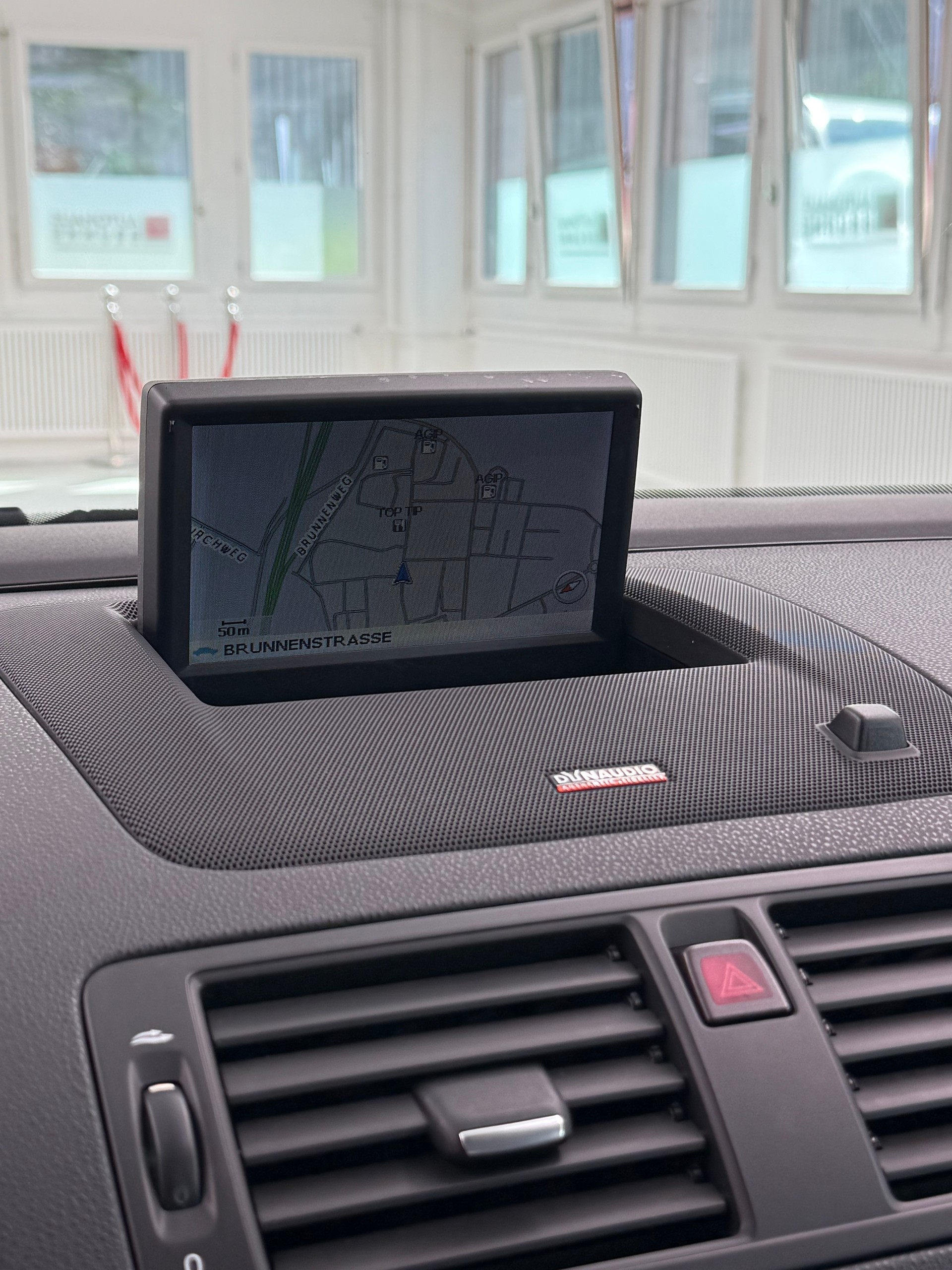 VOLVO V50 2.0D Momentum Powershift-image-13