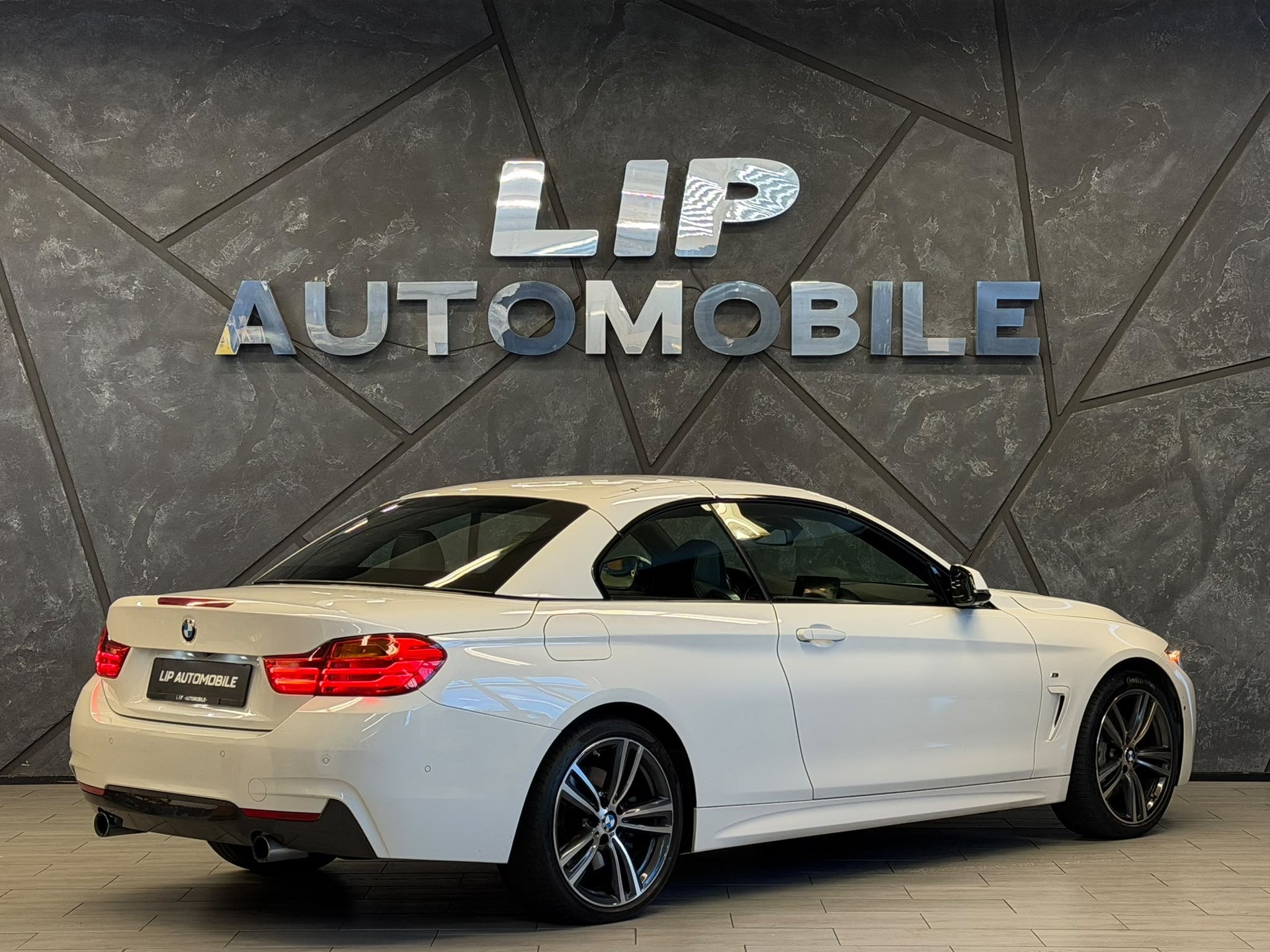 BMW 435i Cabriolet xDrive M Sport Steptronic-image-7