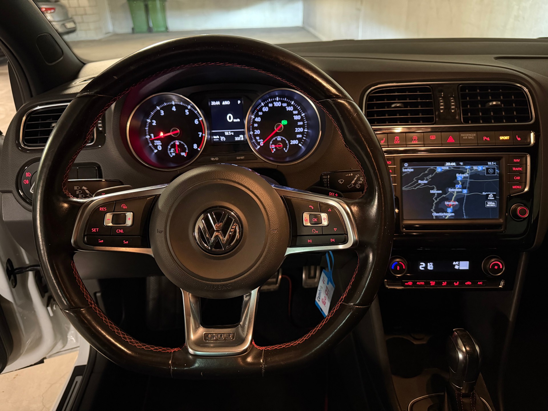 VW Polo 1.8 TSI GTI DSG-image-27