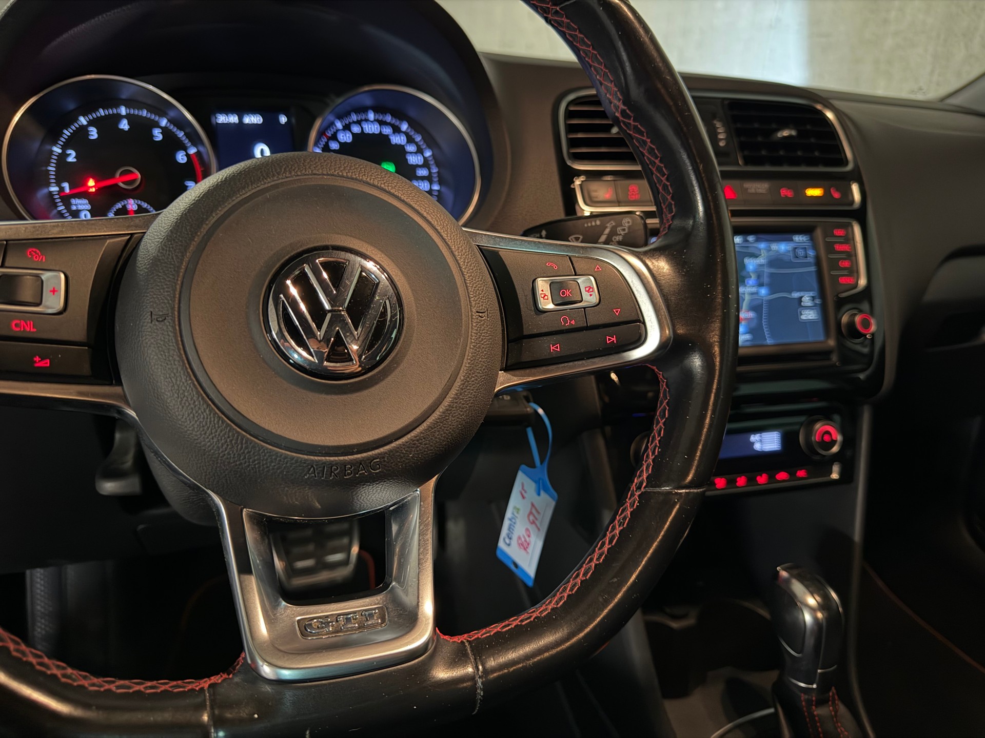 VW Polo 1.8 TSI GTI DSG-image-23