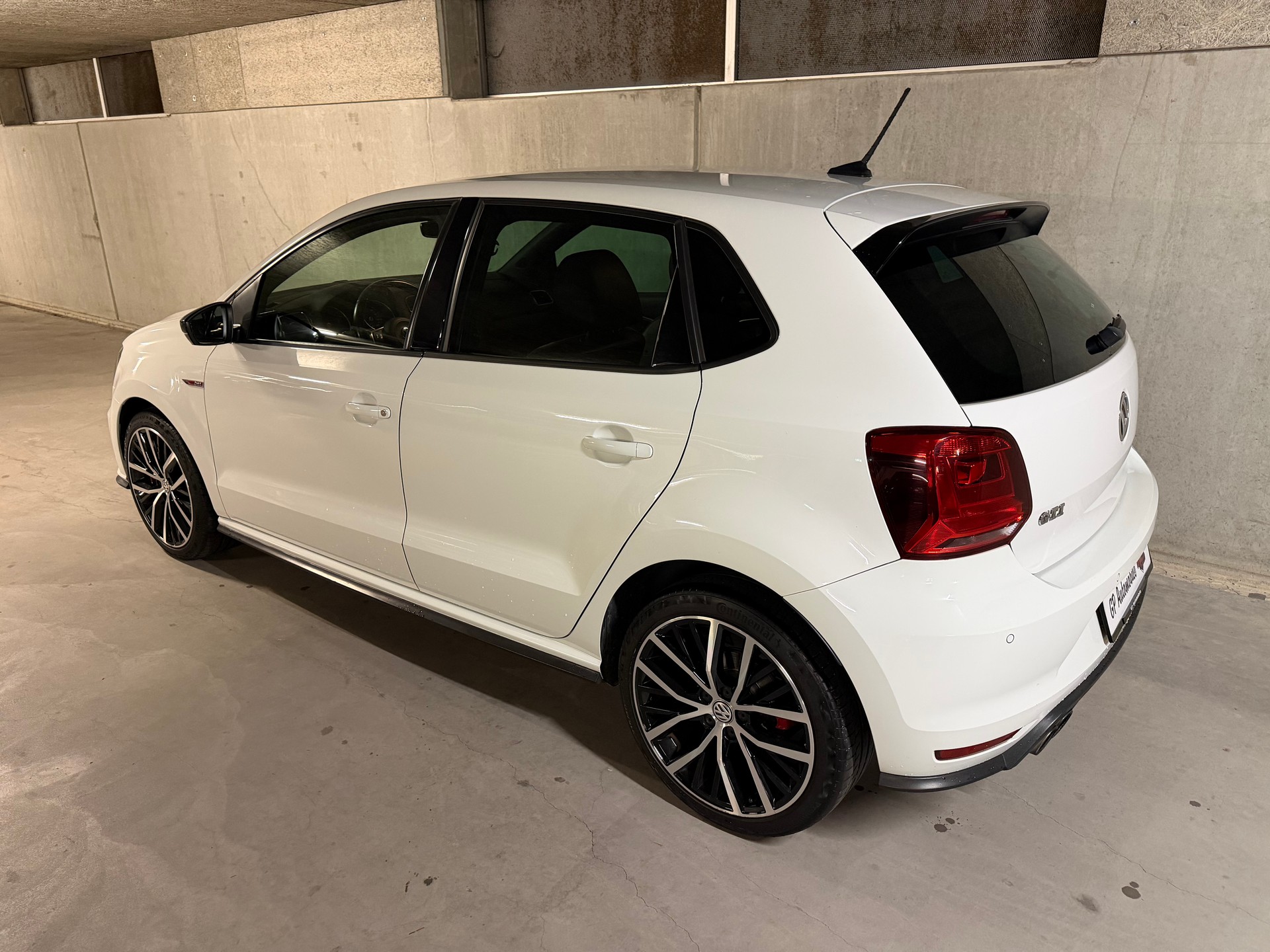 VW Polo 1.8 TSI GTI DSG-image-2