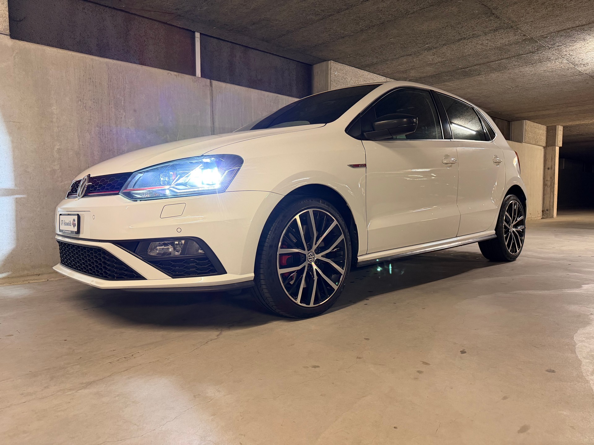 VW Polo 1.8 TSI GTI DSG-image-9