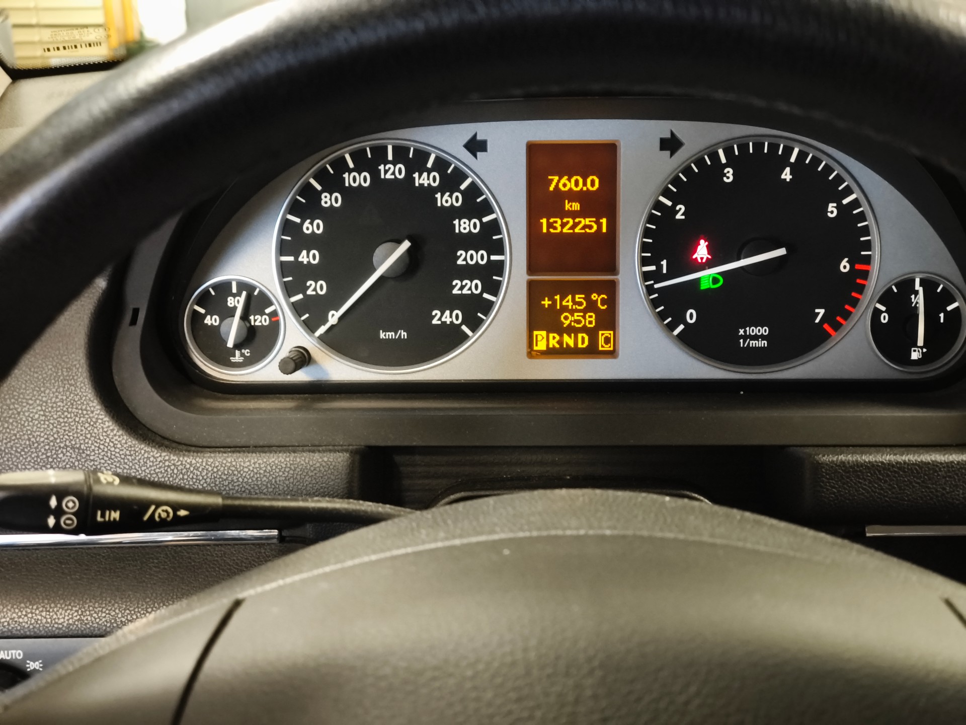 MERCEDES-BENZ B 200 T-image-25