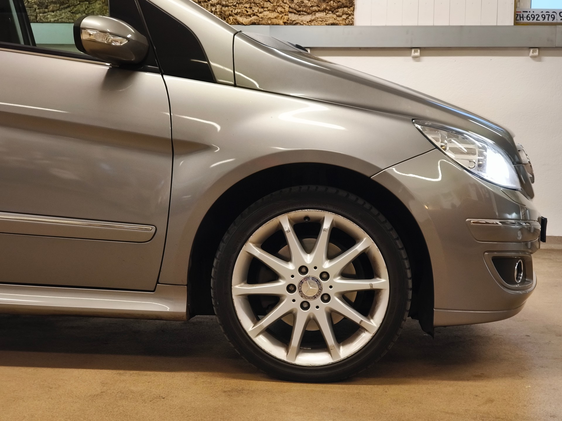 MERCEDES-BENZ B 200 T-image-7