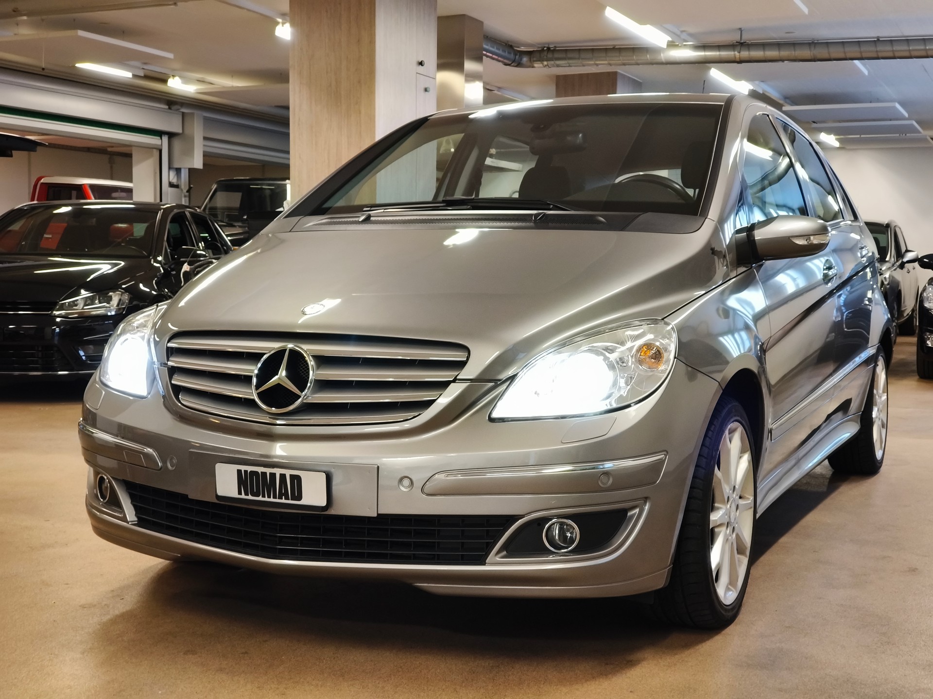 MERCEDES-BENZ B 200 T-image-0