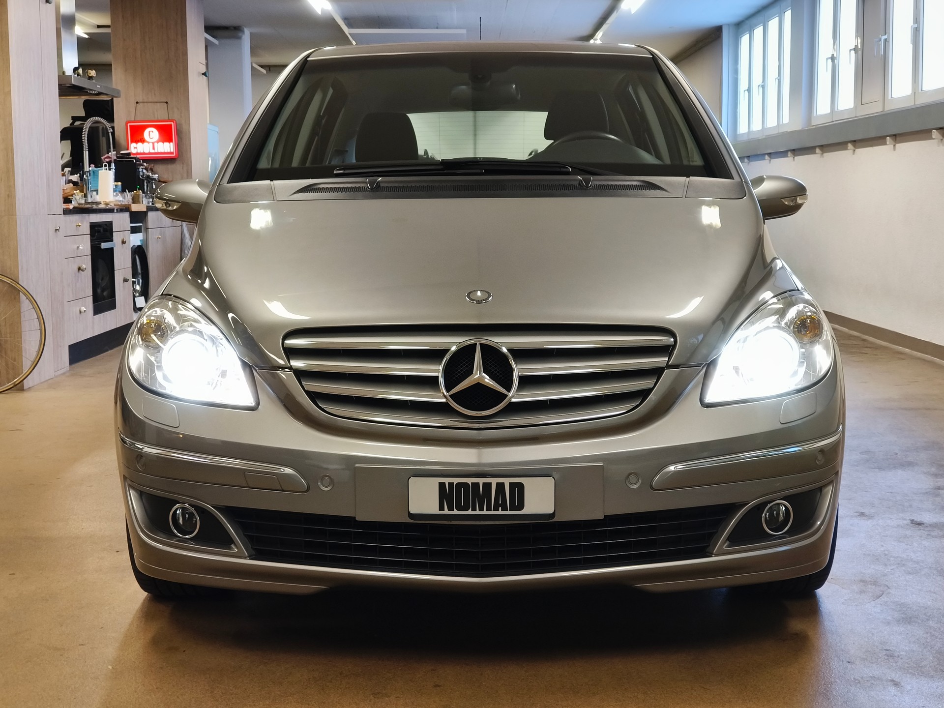 MERCEDES-BENZ B 200 T-image-3