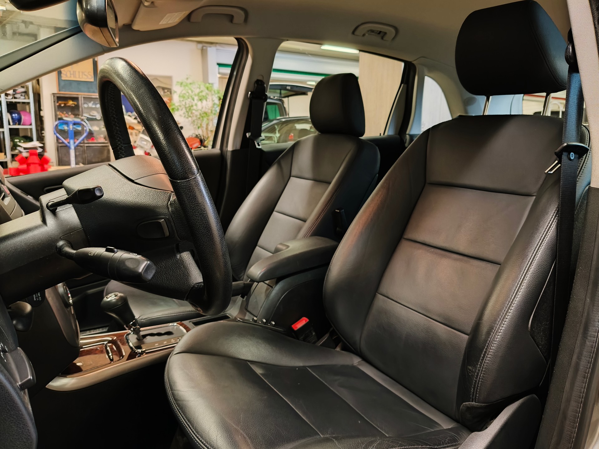 MERCEDES-BENZ B 200 T-image-15