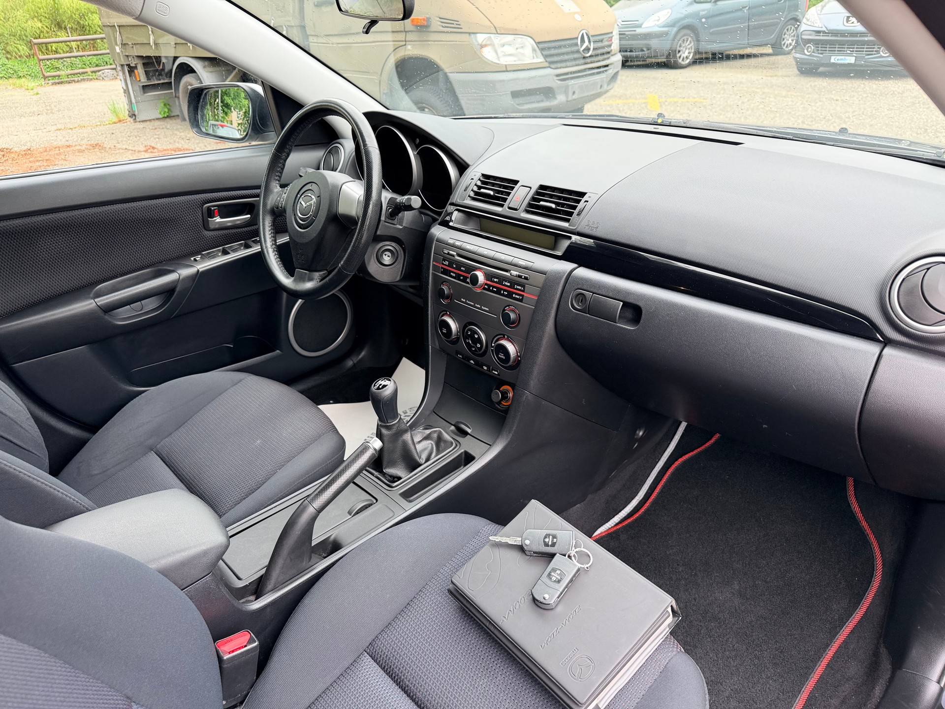MAZDA 3 1.6 16V Exclusive Frisch MFK-image-11