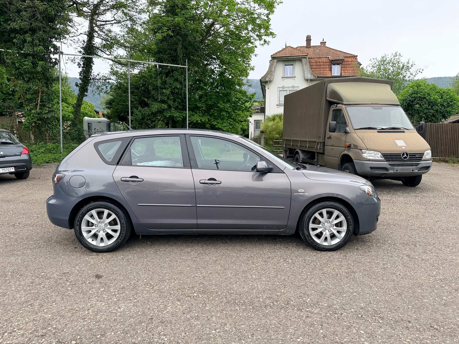 MAZDA 3 1.6 16V Exclusive Frisch MFK-image-1
