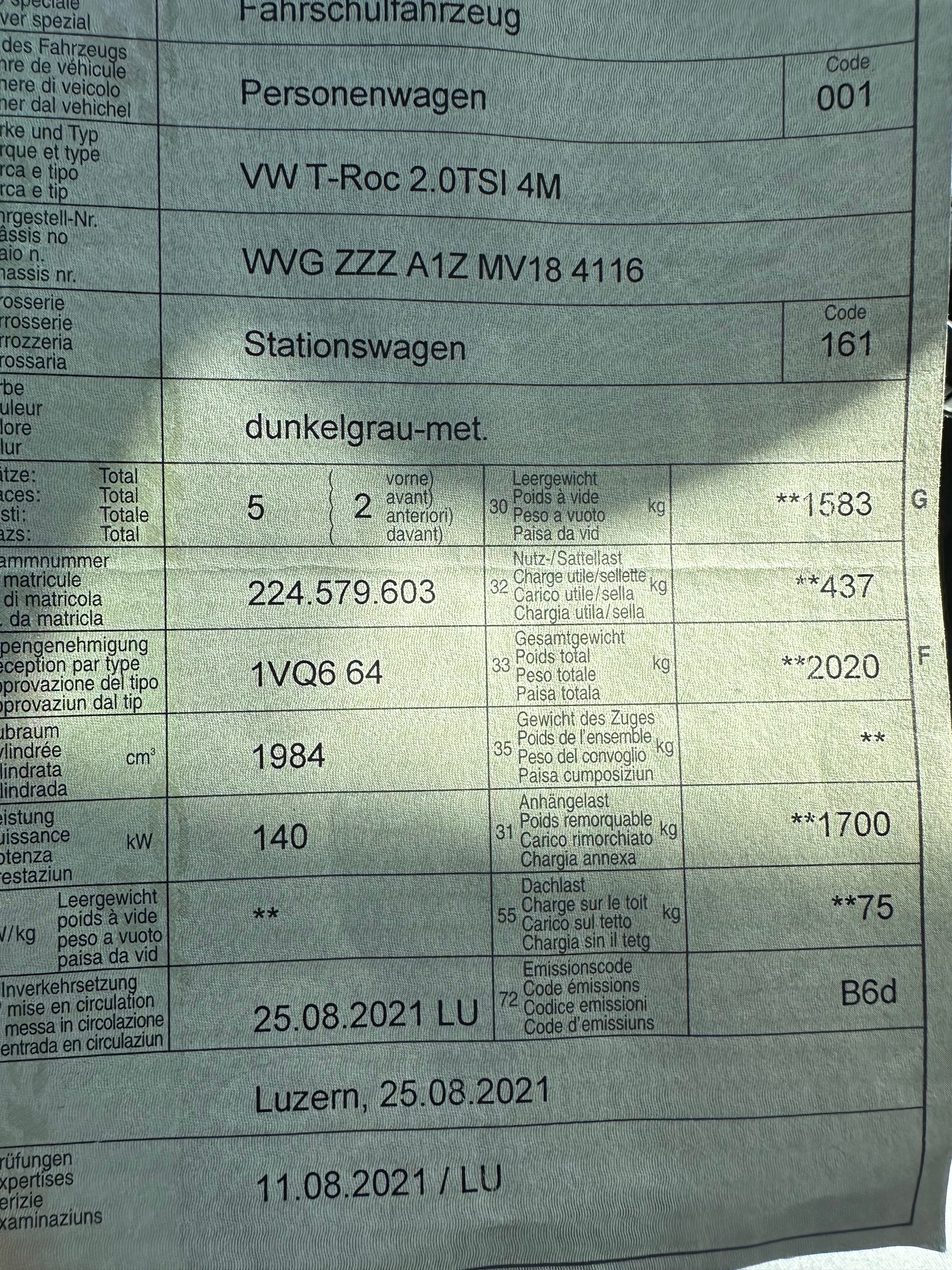 VW T-Roc 2.0 TSI Sport Selection DSG 4Motion-image-7