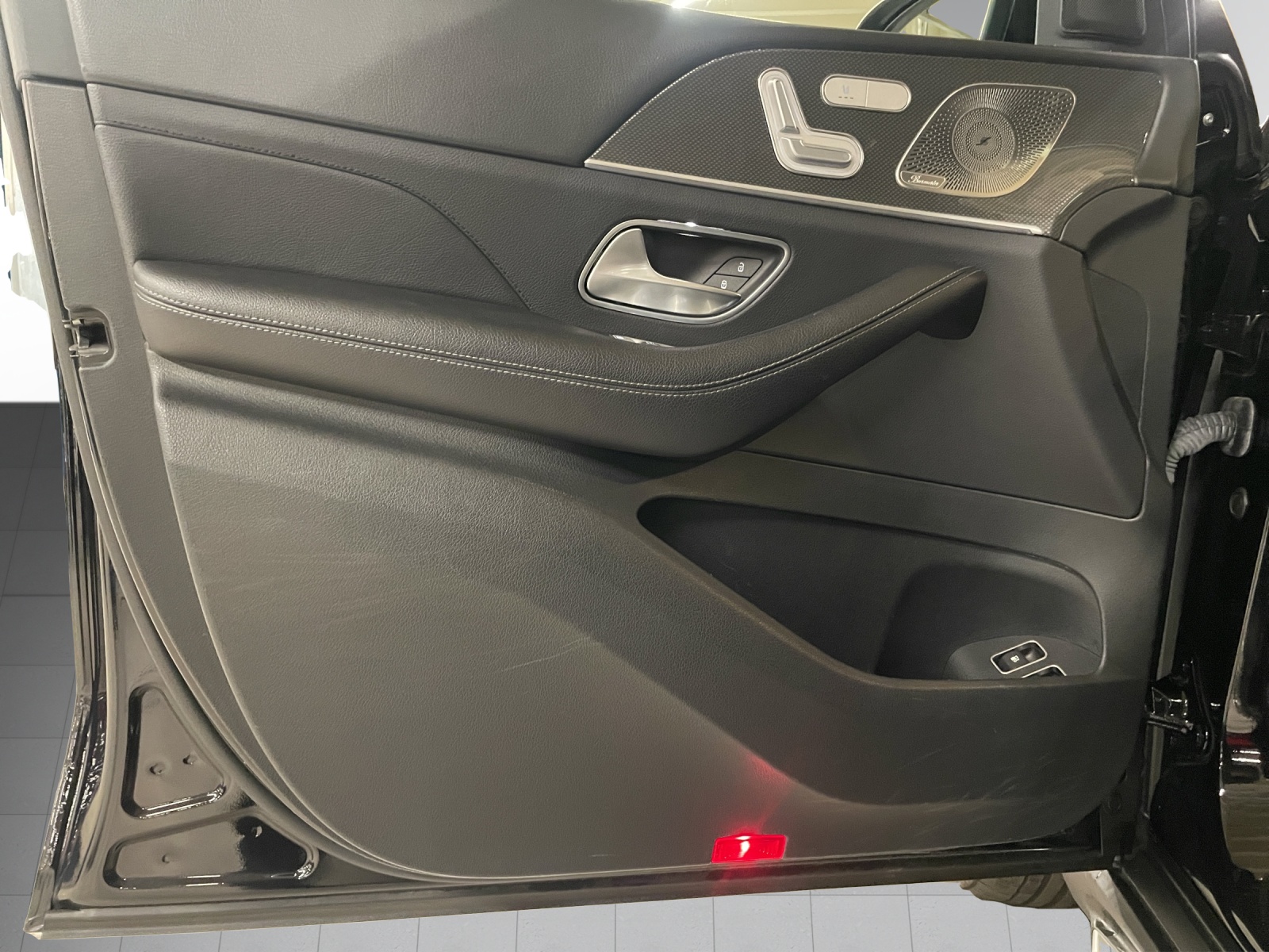 MERCEDES-BENZ GLE 350 e 4Matic AMG Line 9G-Tronic-image-7