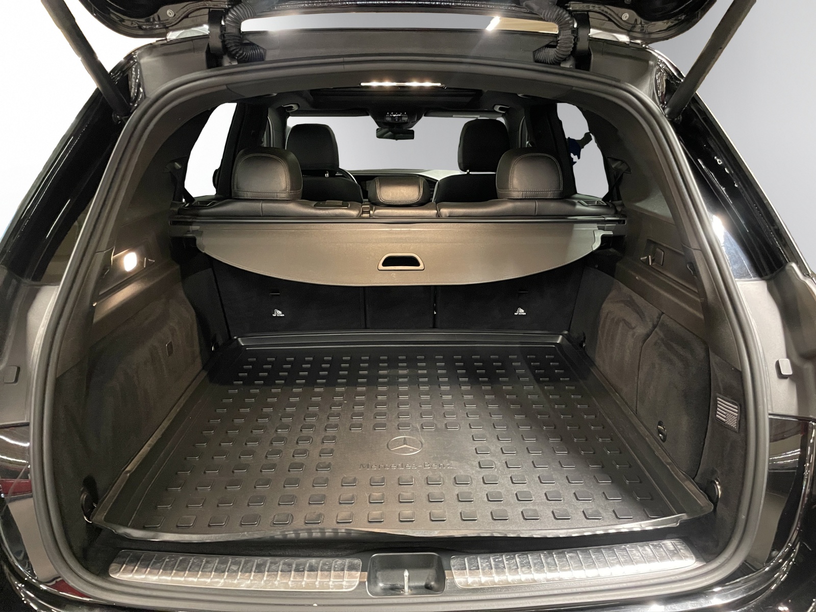 MERCEDES-BENZ GLE 350 e 4Matic AMG Line 9G-Tronic-image-5