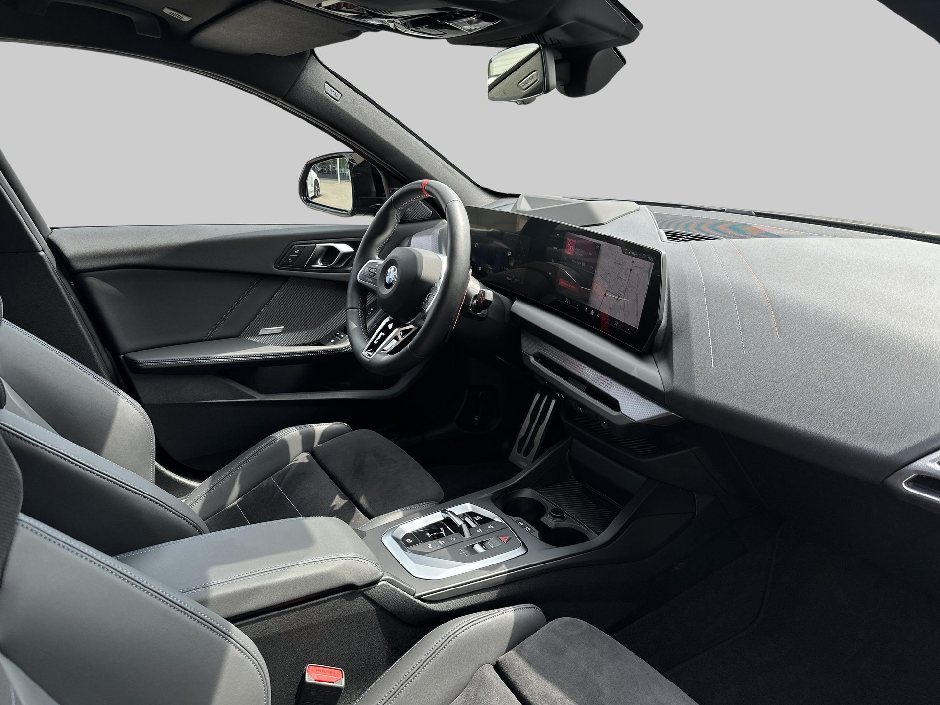 BMW M135 xDrive-image-8