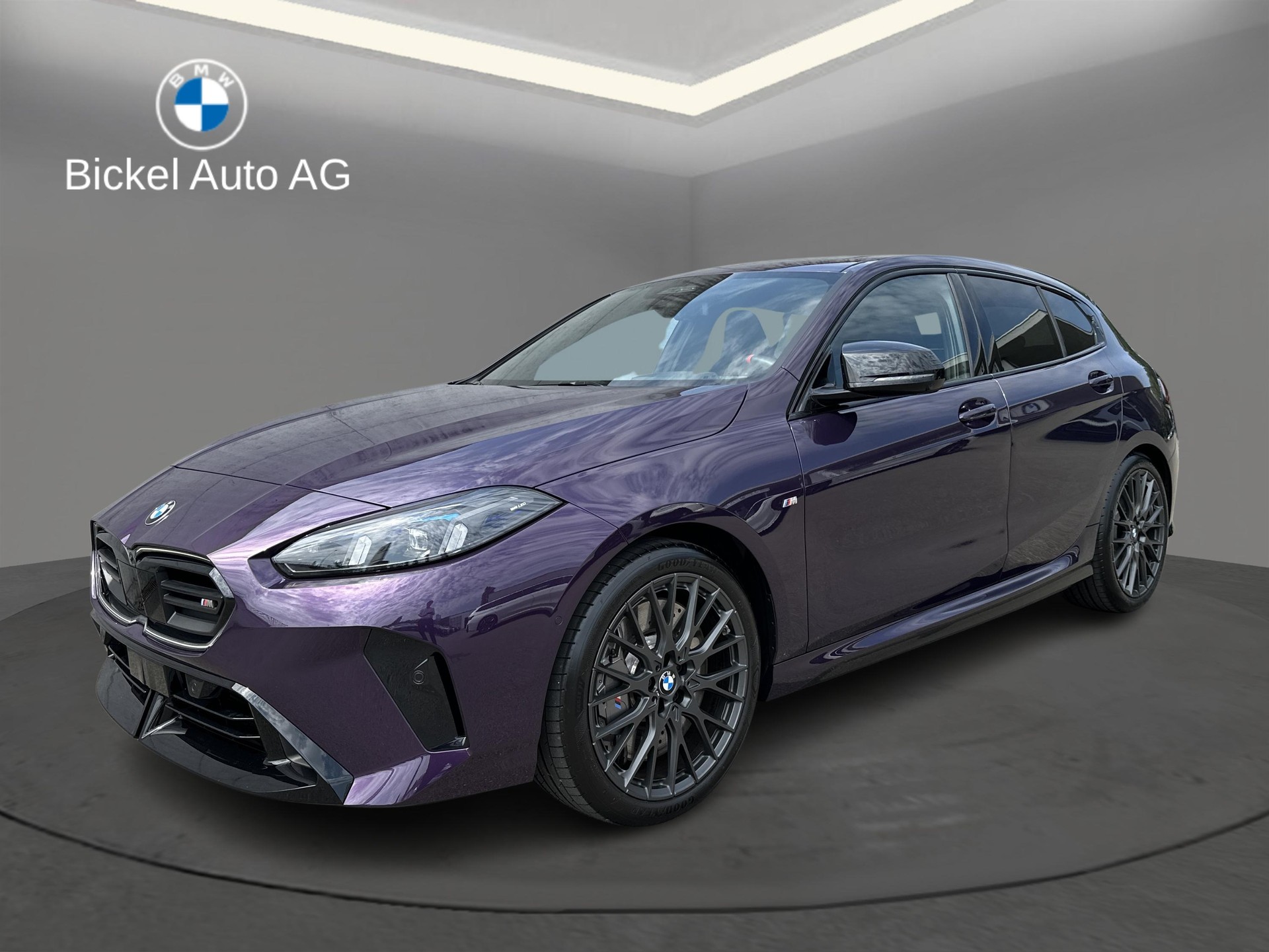 BMW M135 xDrive-image-0