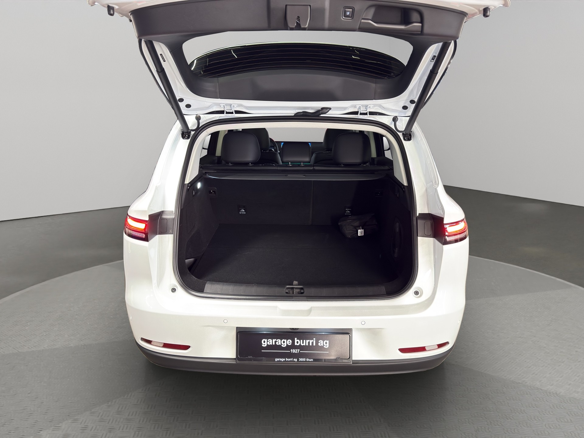 LEAPMOTOR C10 1.5 Hybrid EV-image-16