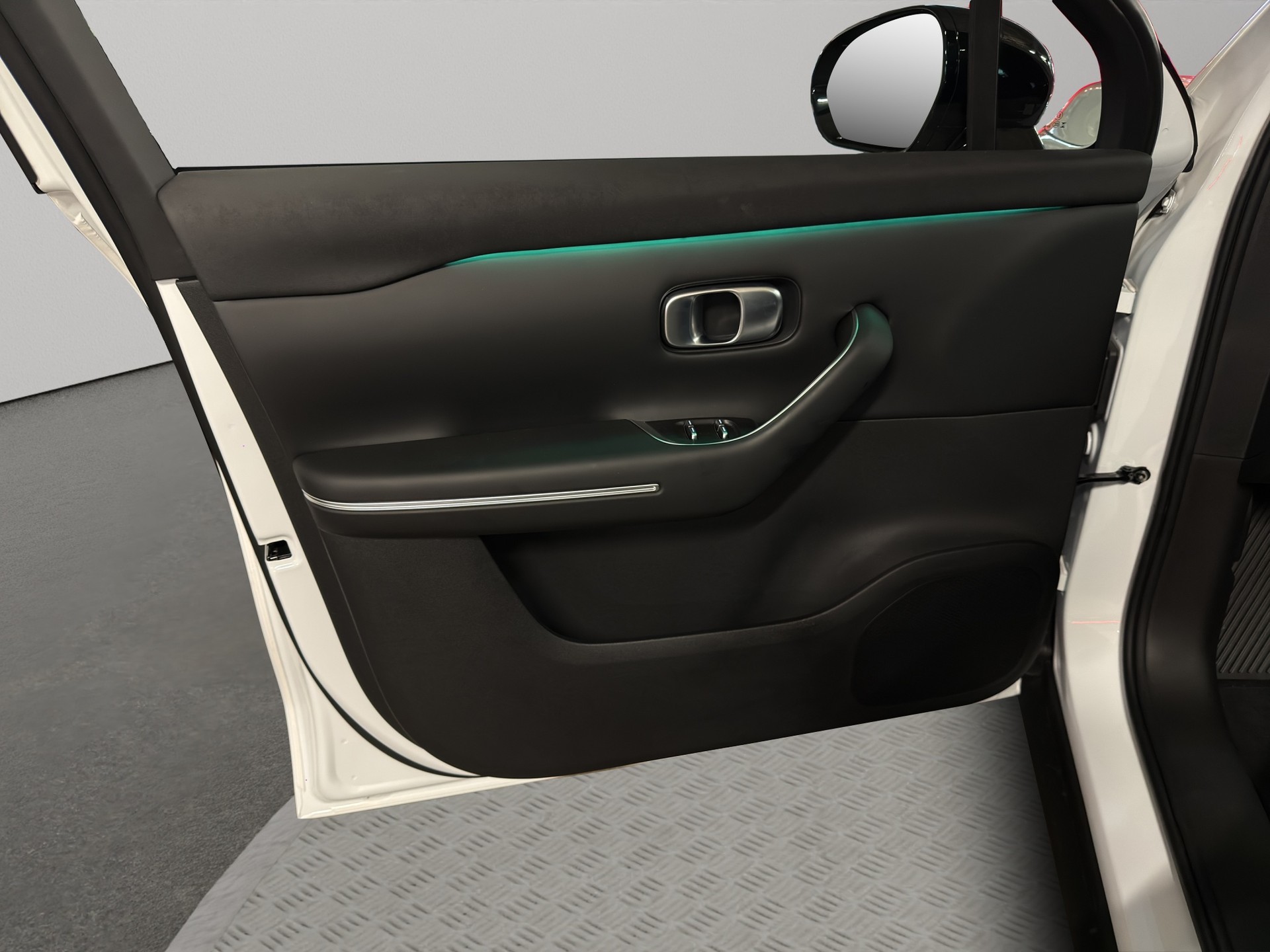 LEAPMOTOR C10 1.5 Hybrid EV-image-12