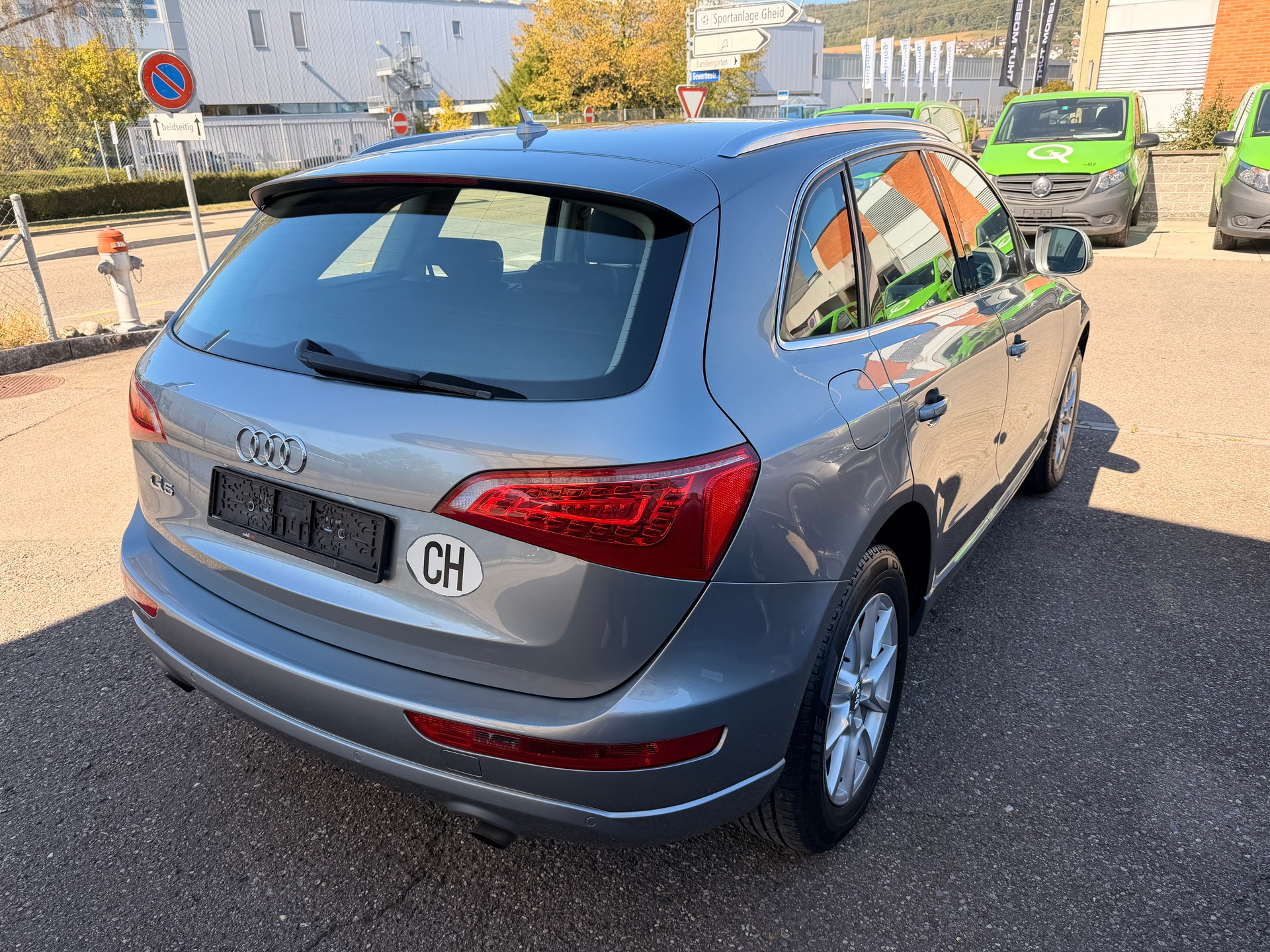 AUDI Q5 2.0 TFSI quattro-image-3
