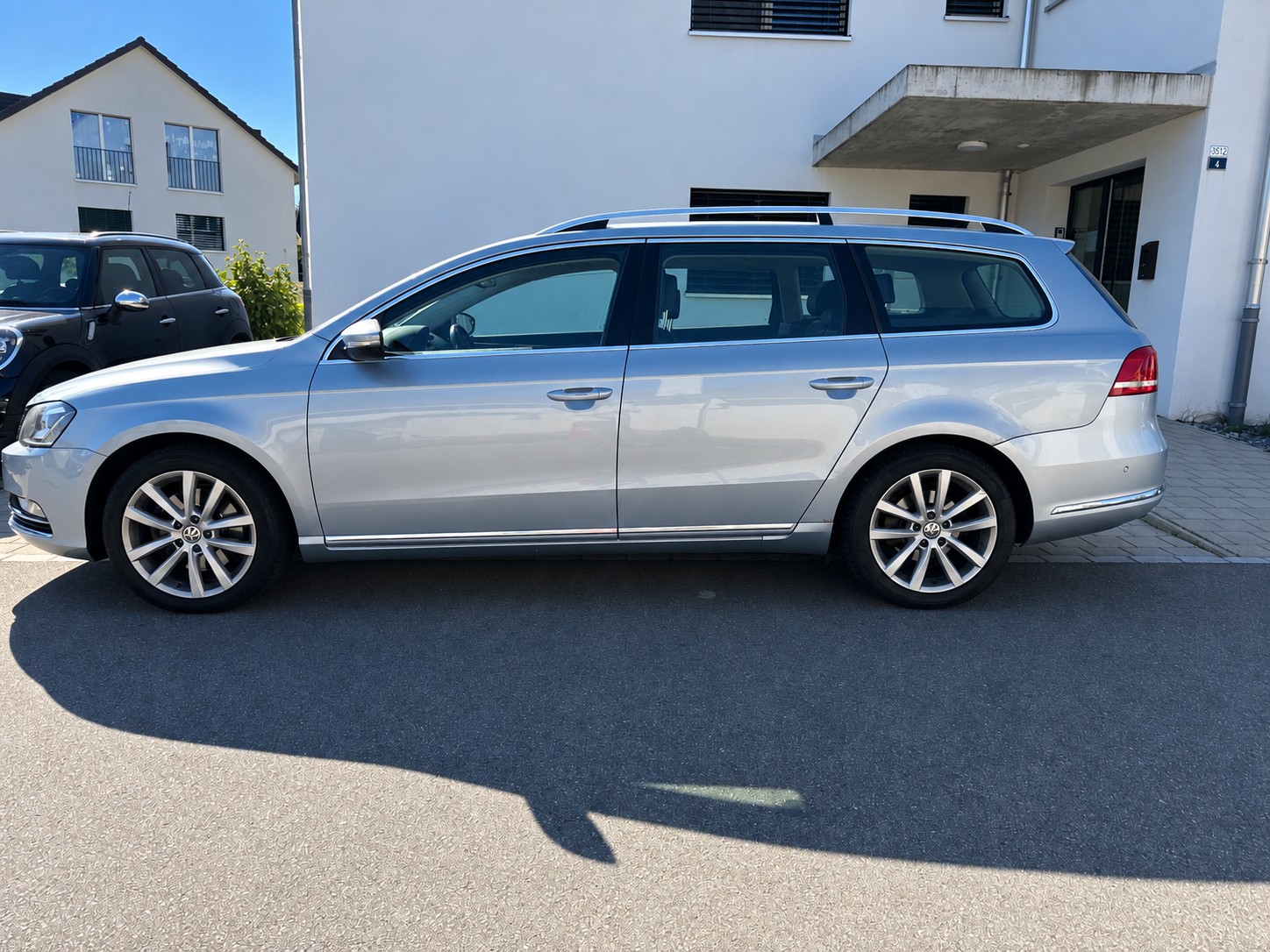 VW Passat Variant 2.0 TDI BMT Highline 4MDSG-image-5