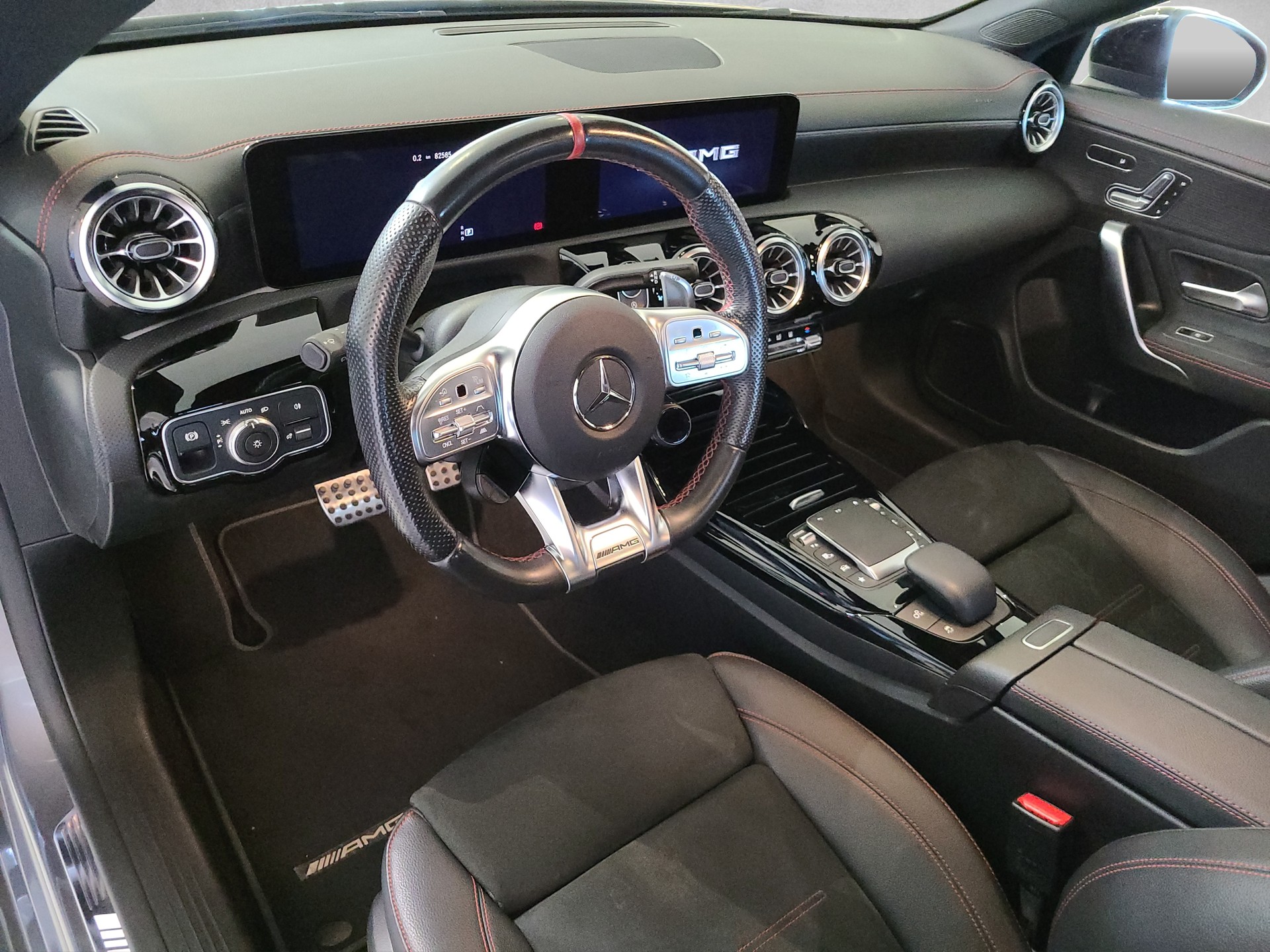 MERCEDES-BENZ CLA 35 AMG 4M C118-image-8