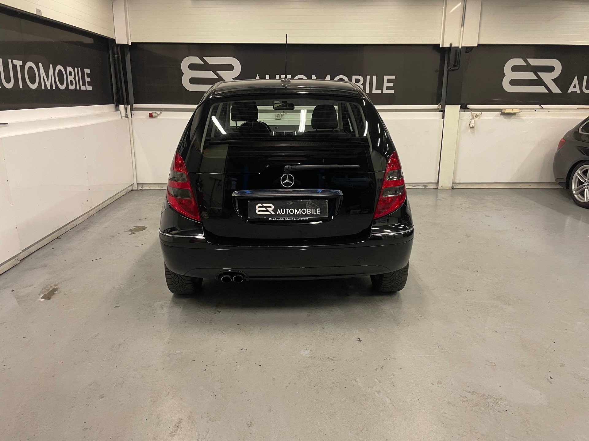 MERCEDES-BENZ A 200 T Avantgarde-image-5