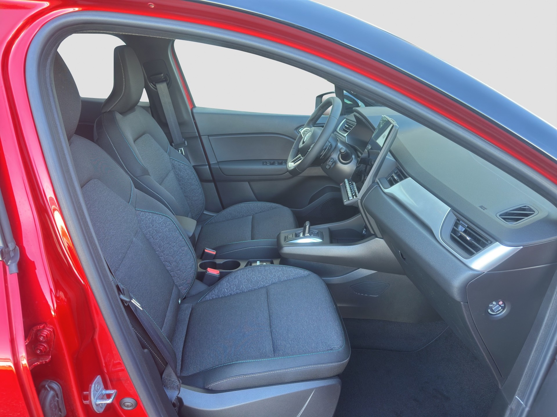 MITSUBISHI 1.3 AT Sport-image-14