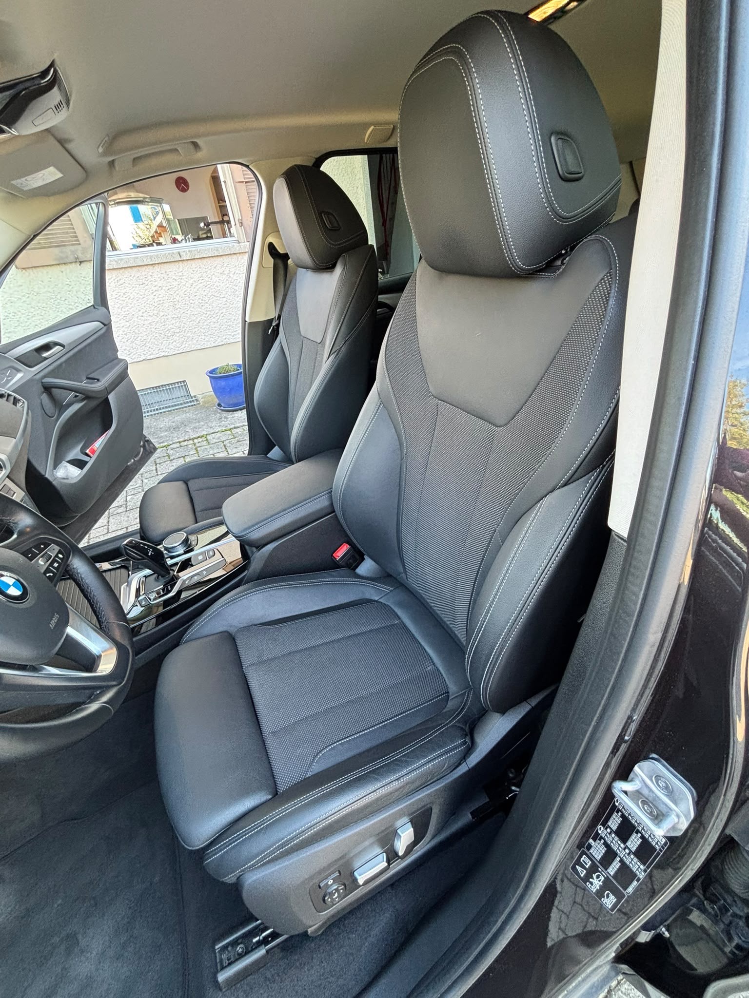 BMW X3-image-5