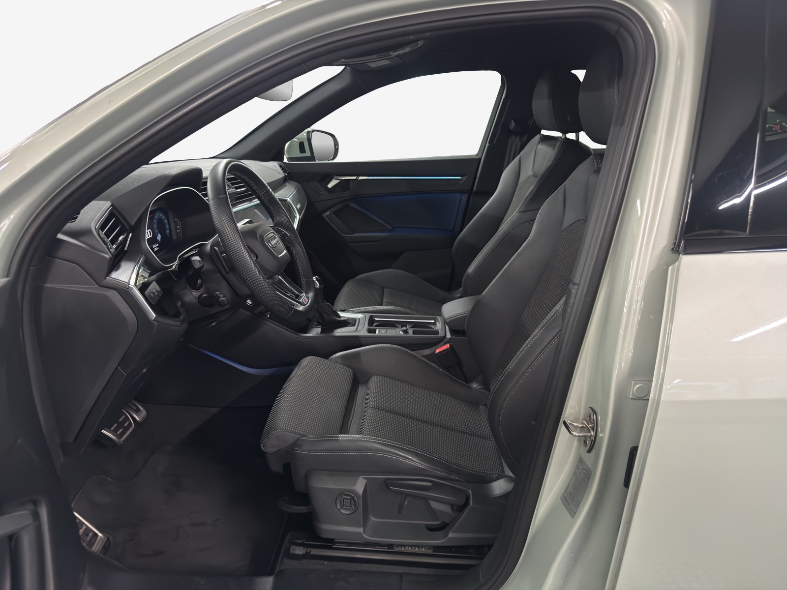 AUDI Q3 Sportback 35 TFSI S line Attraction S-tronic-image-7