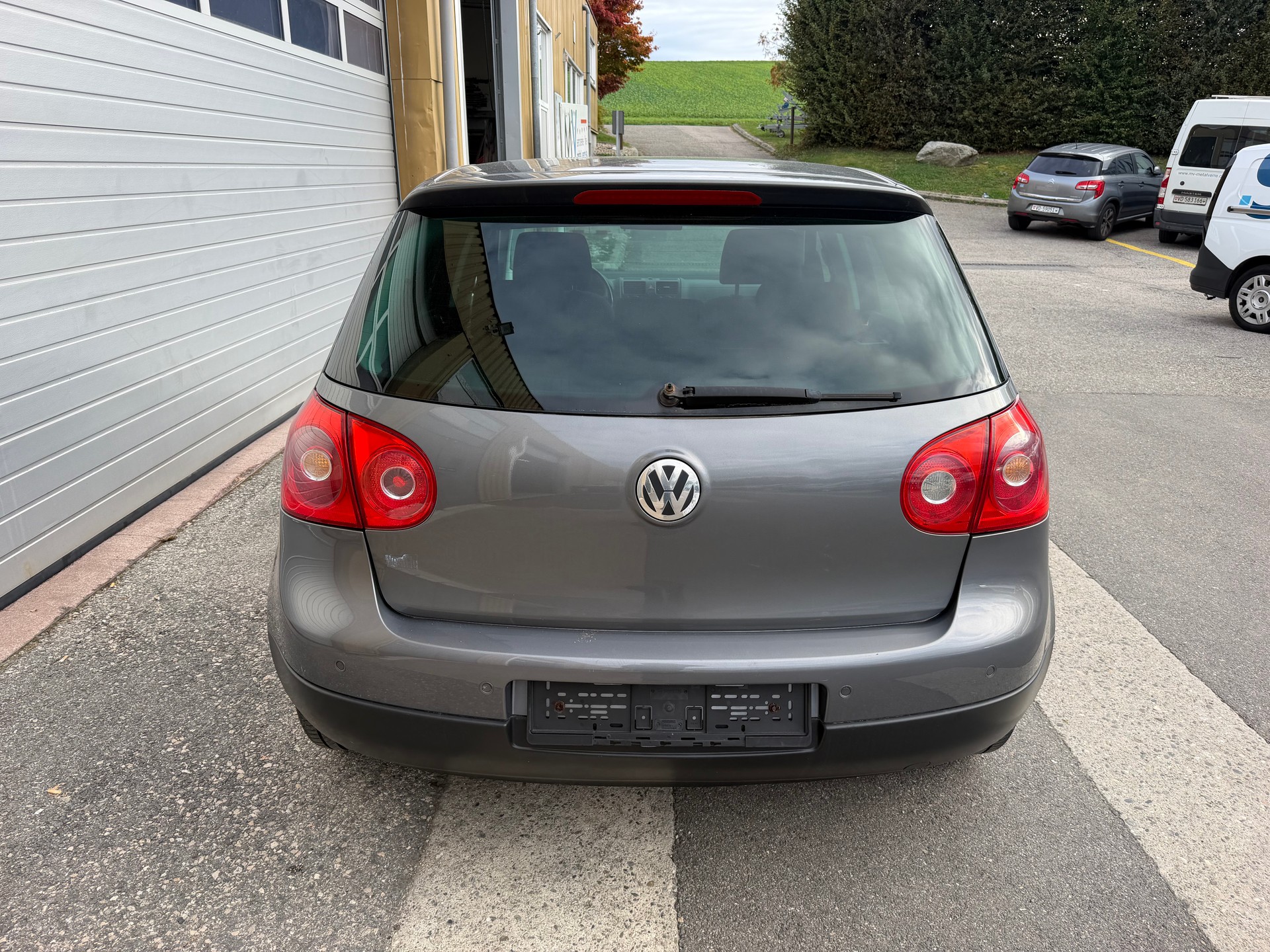 VW Golf 2.0 FSI Comfortline-image-6