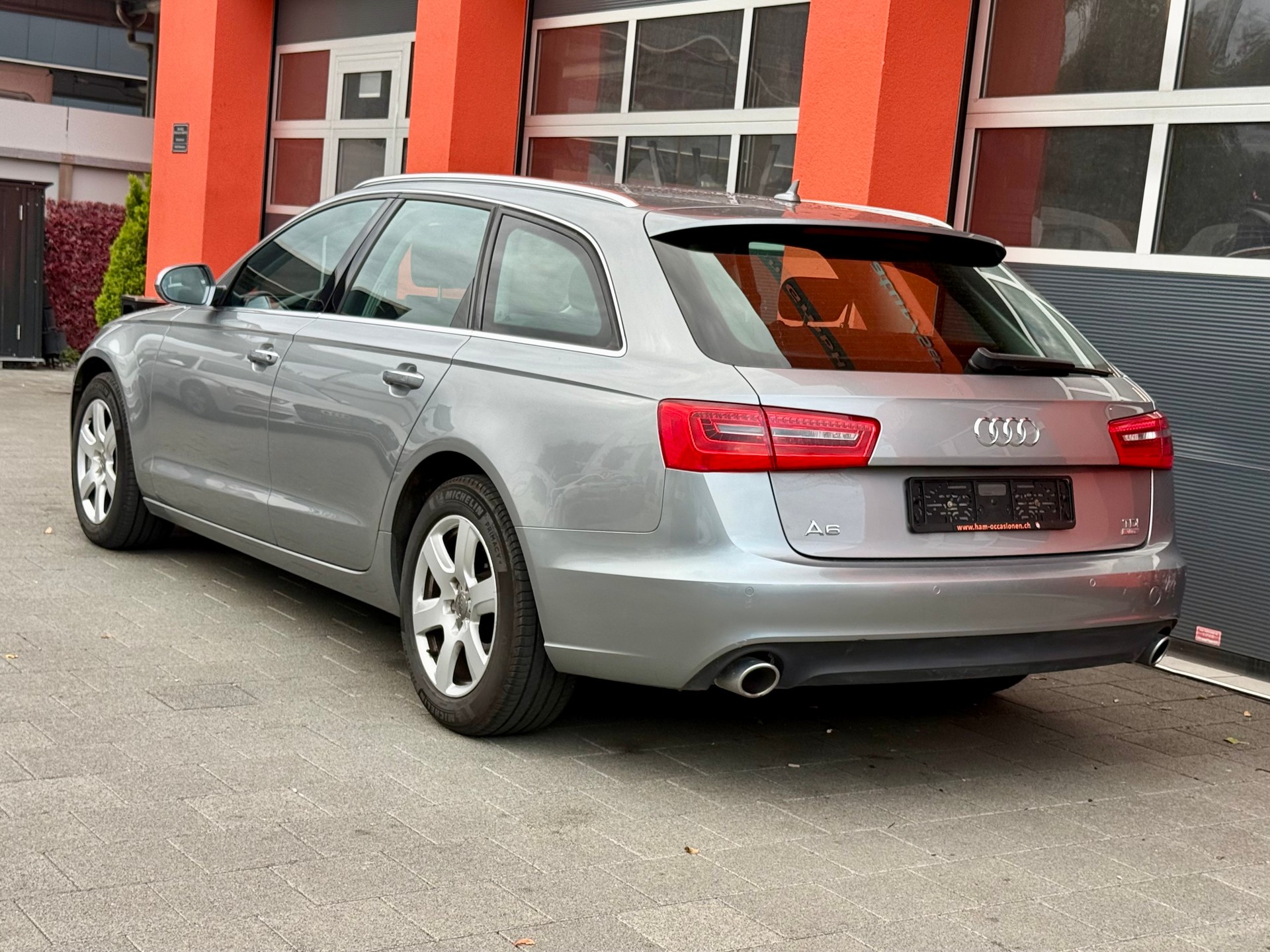 AUDI A6 Avant 2.0 TDI ultra multitronic-image-2