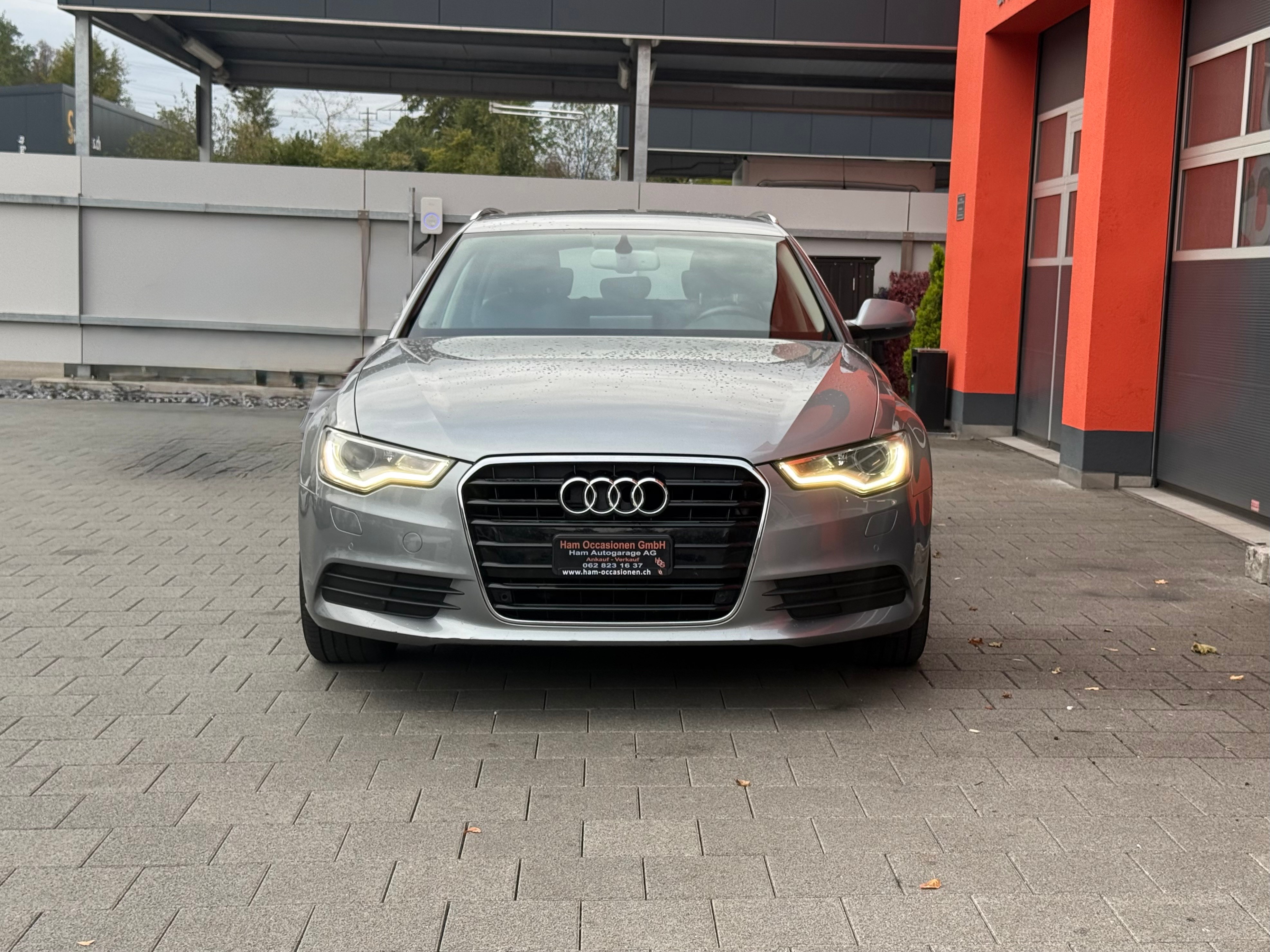 Car photo
