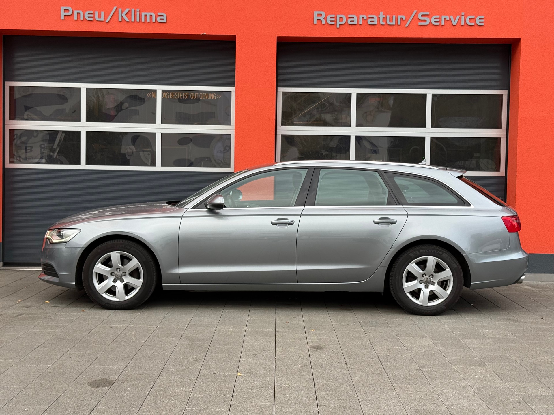 AUDI A6 Avant 2.0 TDI ultra multitronic-image-1