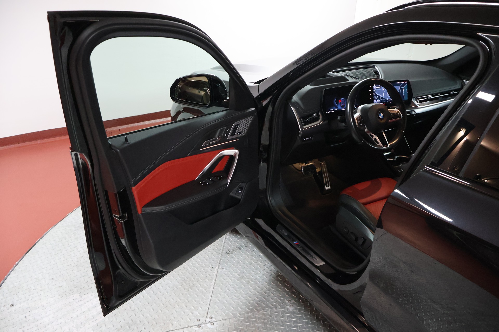 BMW X1 sDrive 18i M Sport-image-4