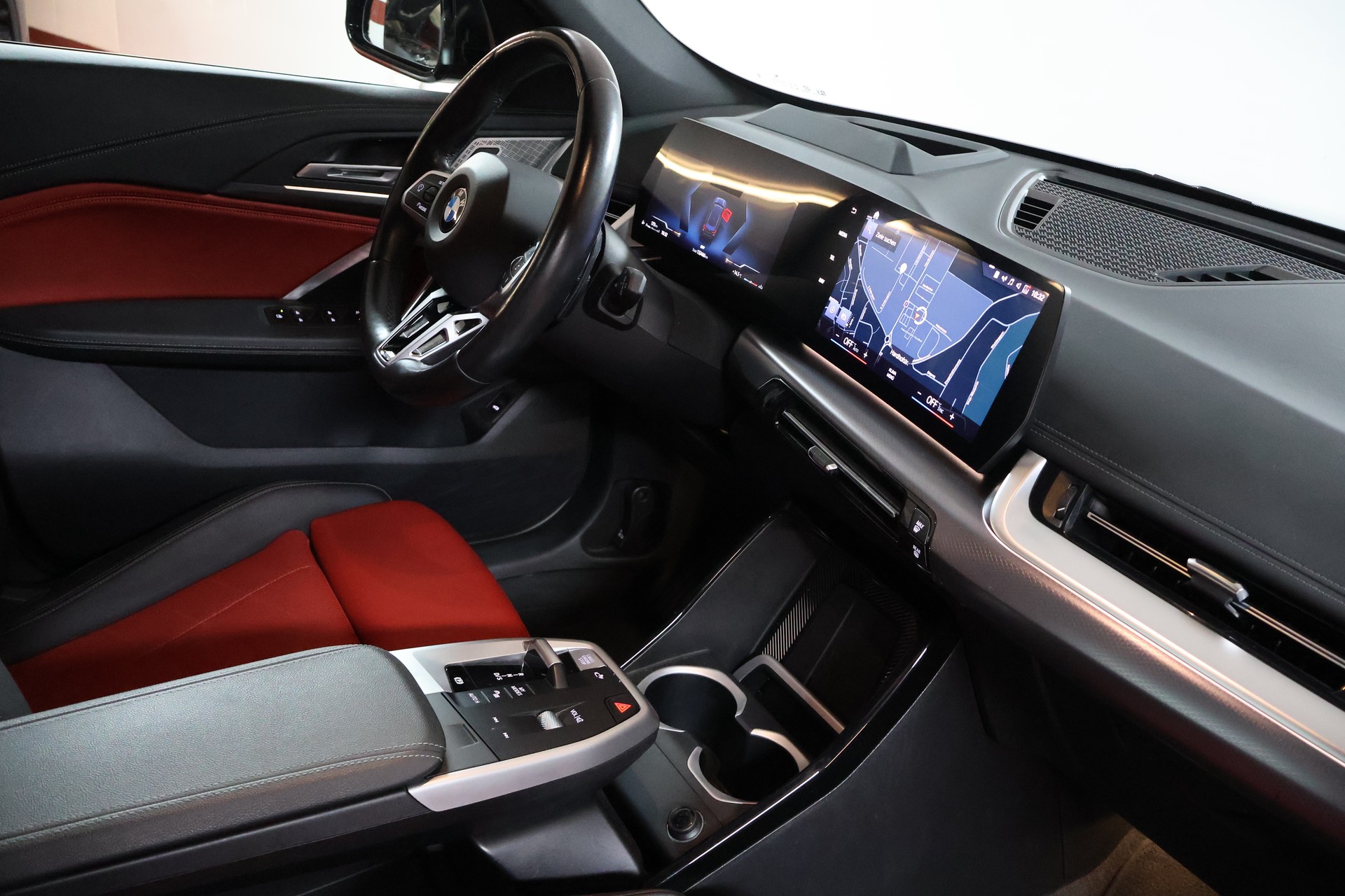 BMW X1 sDrive 18i M Sport-image-11