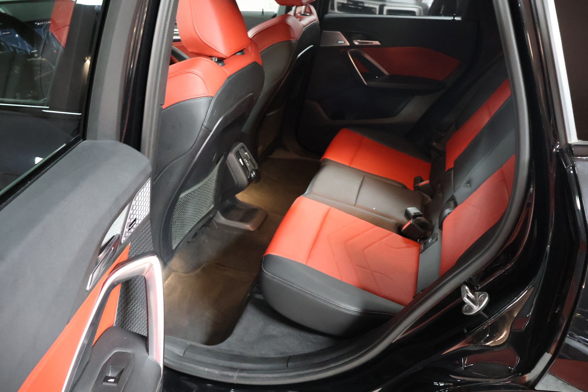 BMW X1 sDrive 18i M Sport-image-19