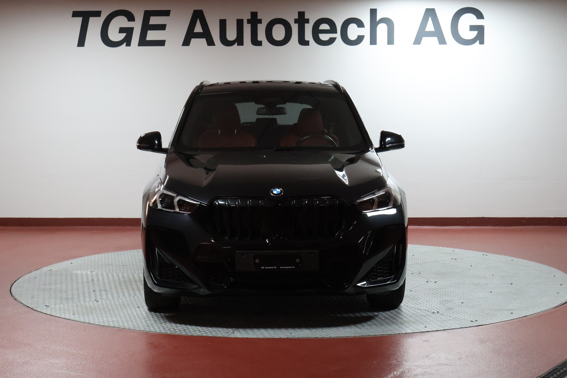 BMW X1 sDrive 18i M Sport-image-1