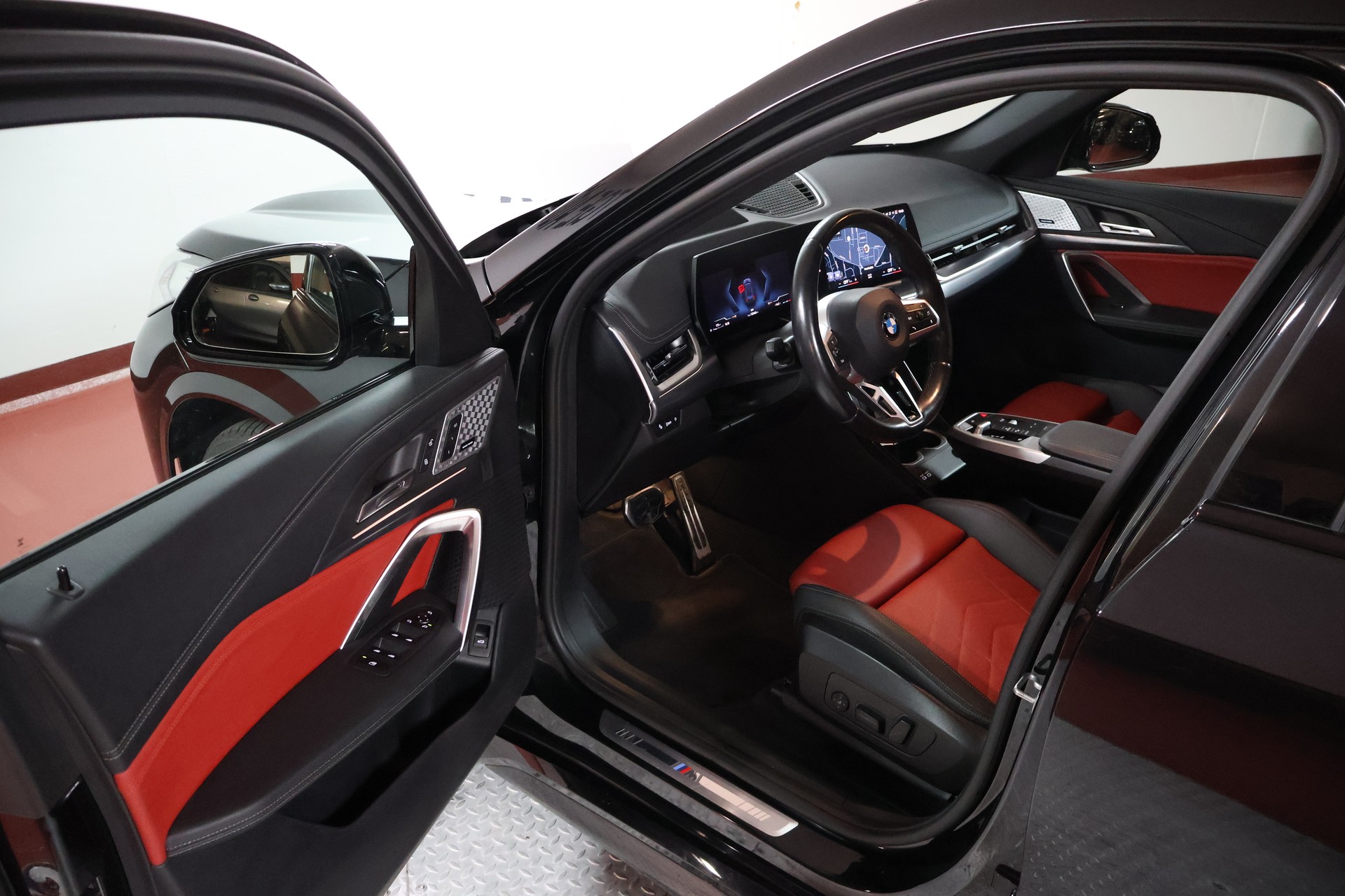BMW X1 sDrive 18i M Sport-image-5