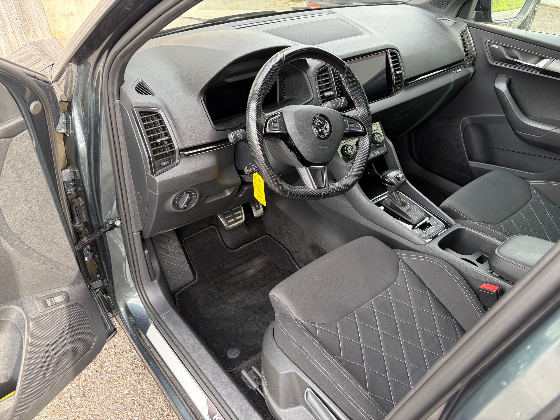 SKODA 2.0 TSI SportLine DSG 4x4-image-4