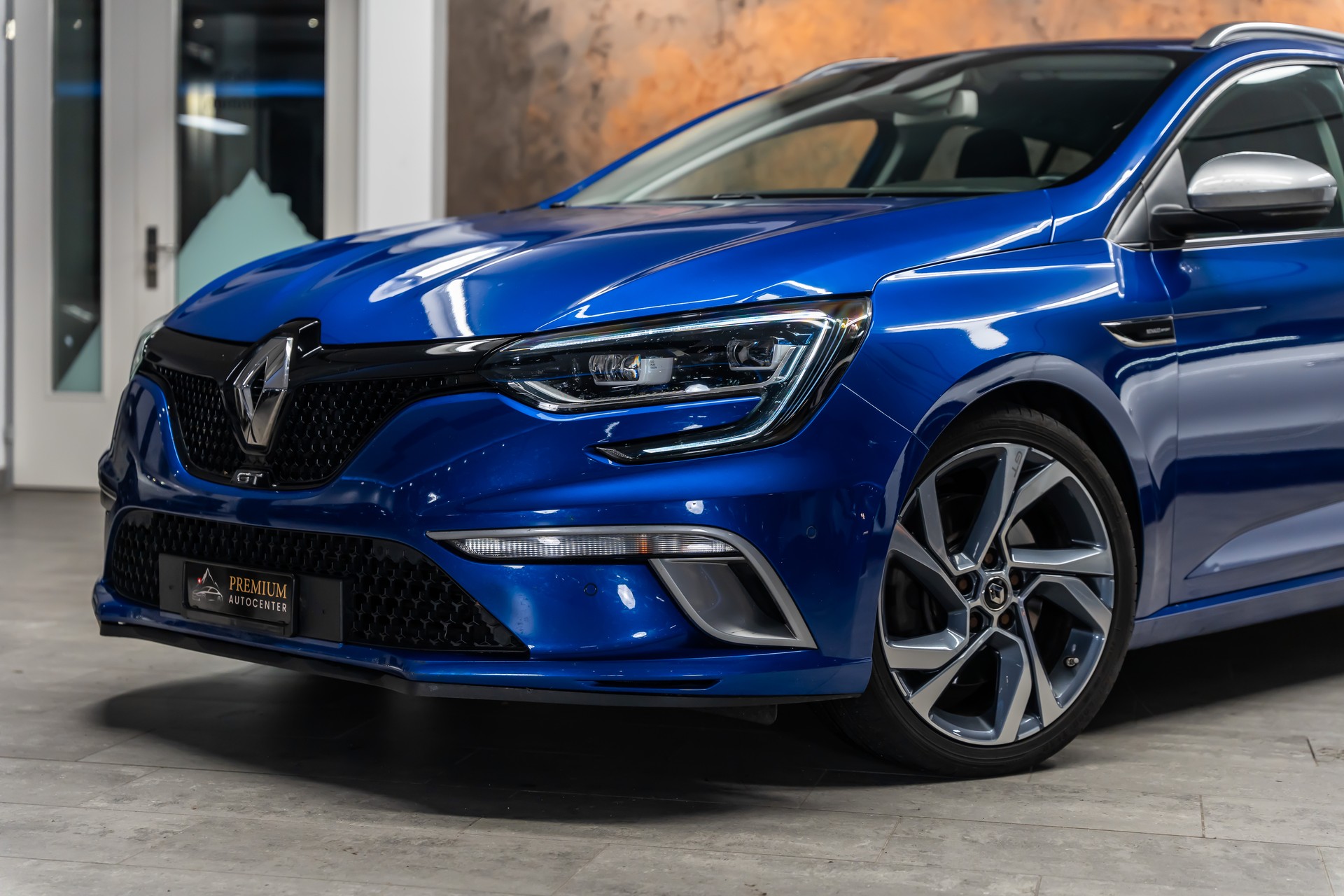 RENAULT Mégane Grandtour 1.6 16V Turbo GT EDC-showroom-element-1