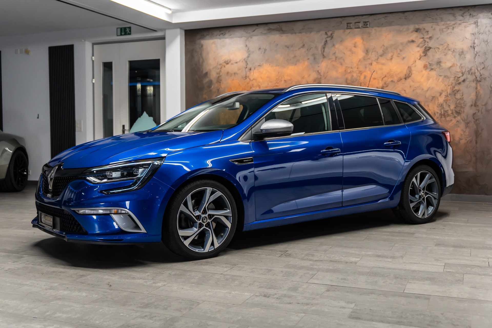 RENAULT Mégane Grandtour 1.6 16V Turbo GT EDC-showroom-element-2