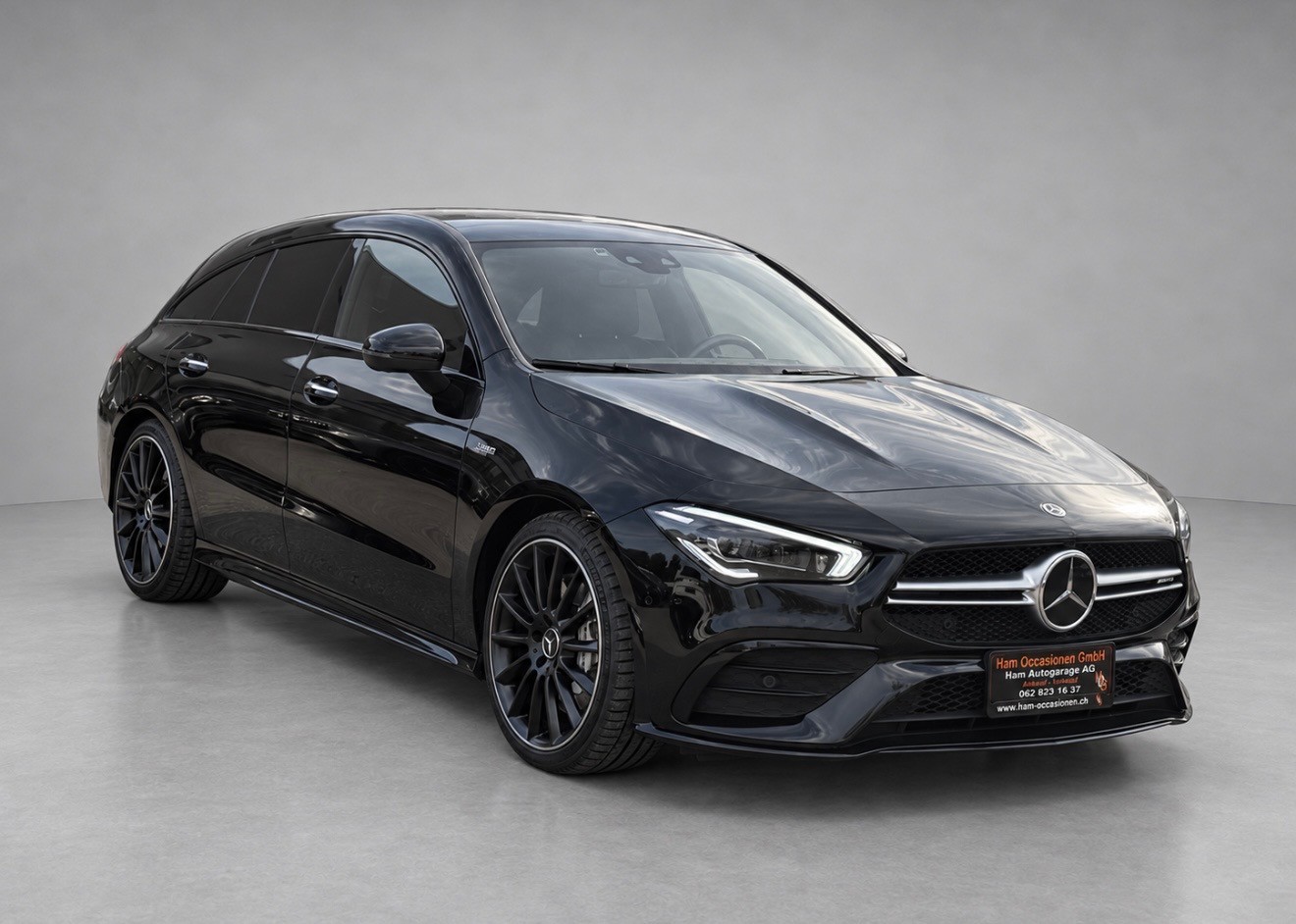 MERCEDES-BENZ CLA Shooting Brake 35 AMG 4Matic 7G-DCT-image-4