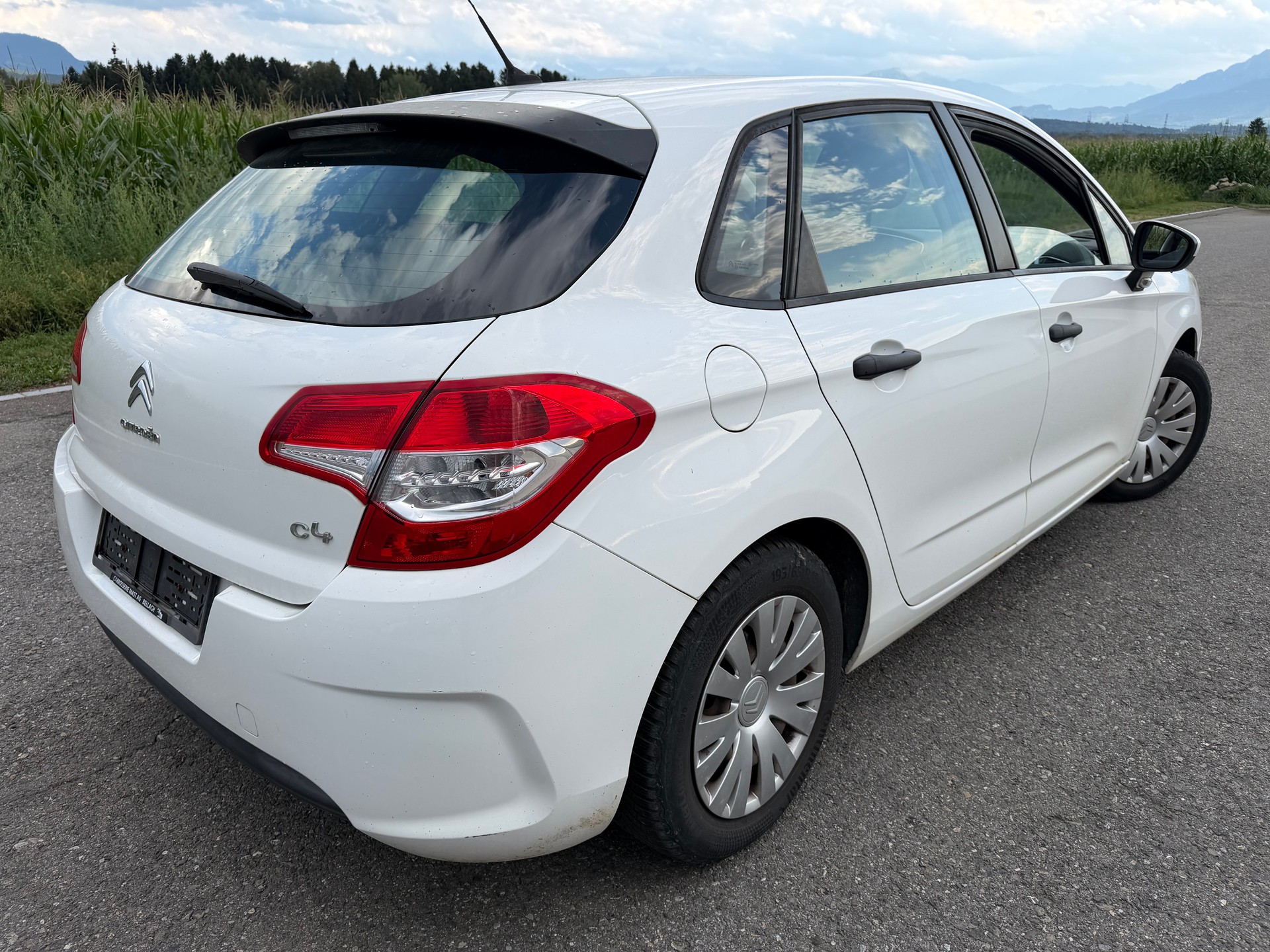 CITROEN C4 Berline 1.4 VTi Attraction-image-3