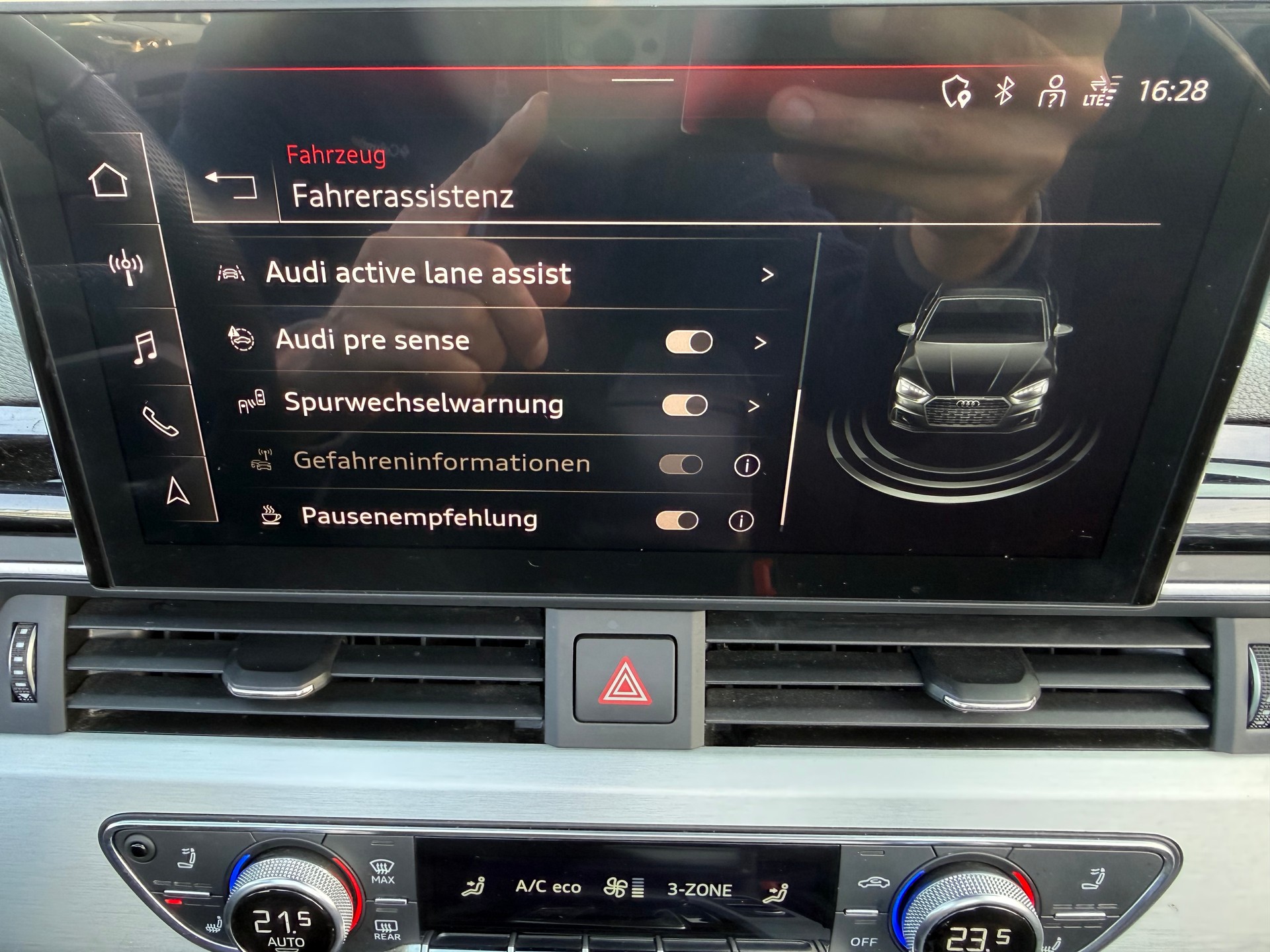 AUDI S5 Cabriolet 3.0 TFSI quattro tiptronic-image-23