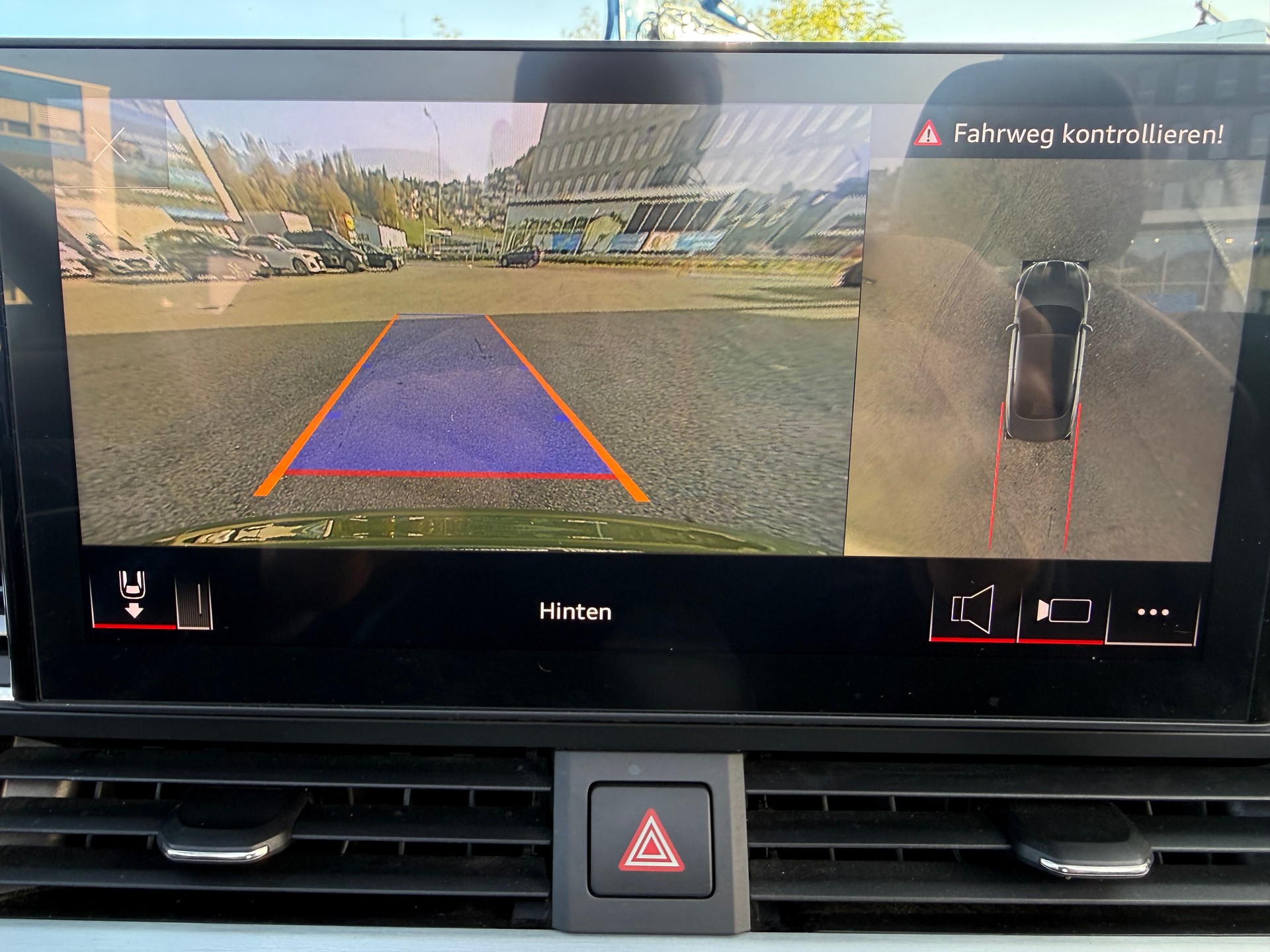 AUDI S5 Cabriolet 3.0 TFSI quattro tiptronic-image-17