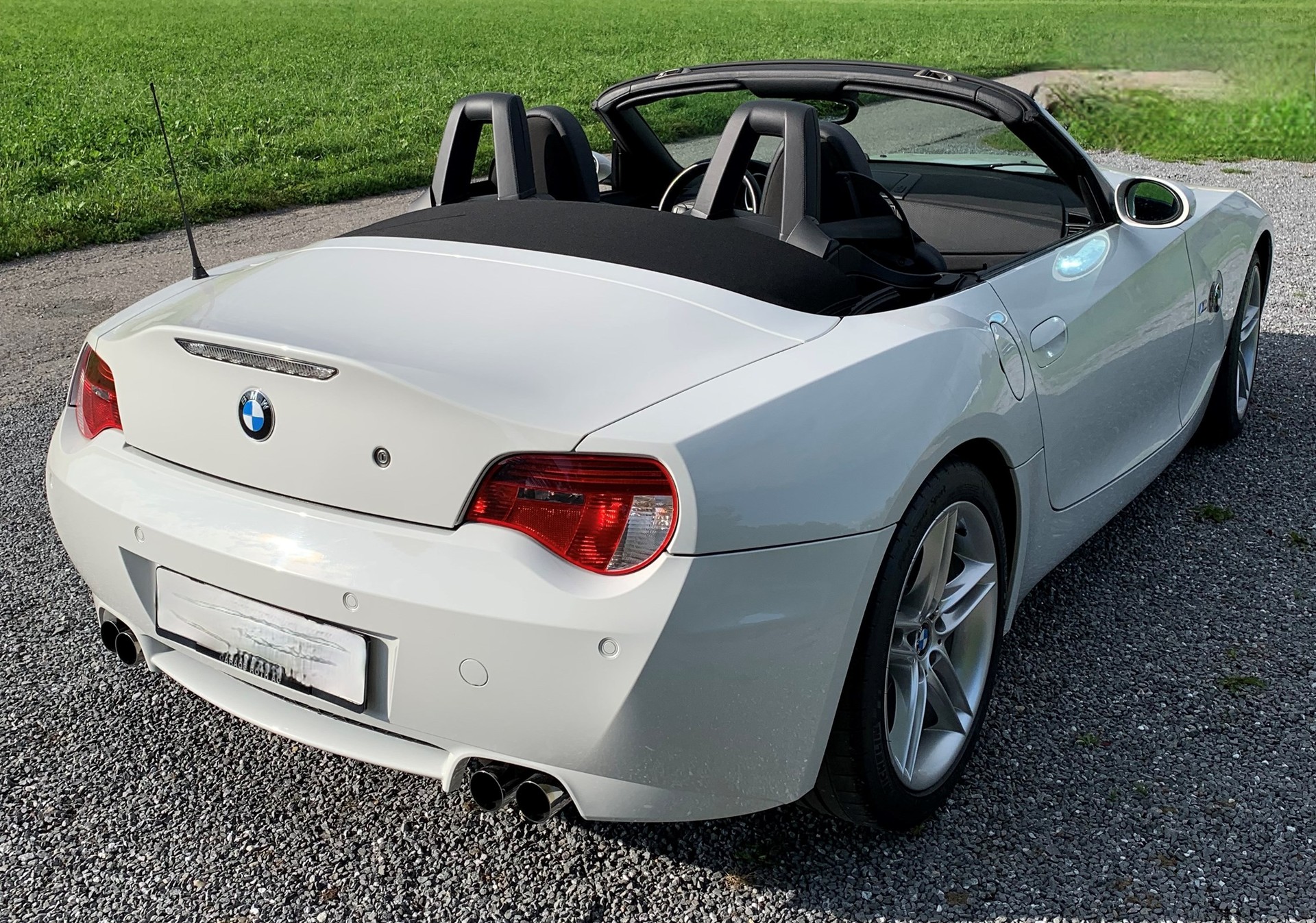 BMW Z4 M Roadster-image-3