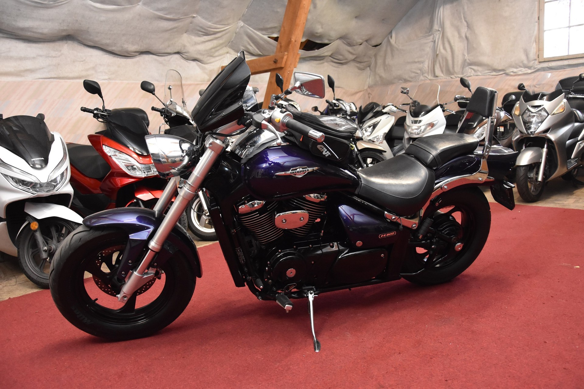 SUZUKI M 800 Intruder K6/K7-image-1