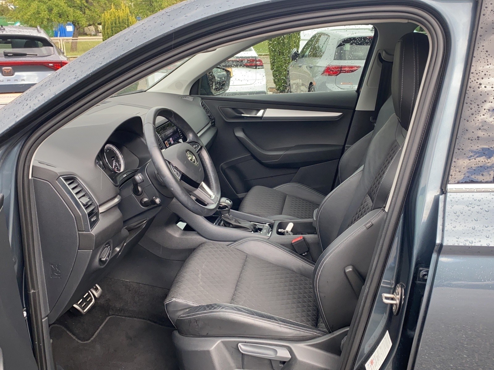 SKODA Karoq 1.6 TDI DSG CR Smile-image-9